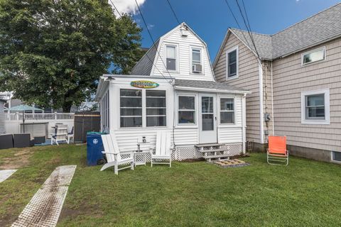 10 Kentville Terrace Hampton NH 03842
