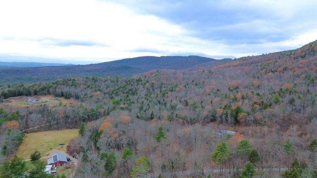 Photo of 261 Plain Road, Hinsdale, NH 03451 (MLS # 5069772)