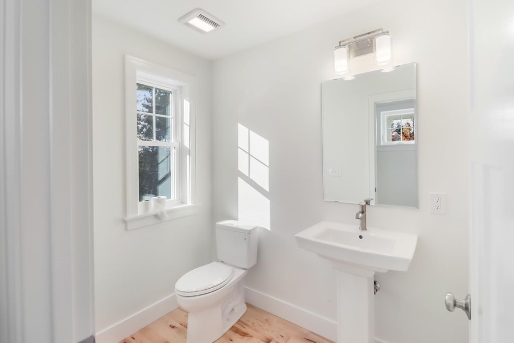 Photo of 6 The Cliffs at Evergreen, Evergreen Drive #6, Auburn, NH 03032 (MLS # 5076876)