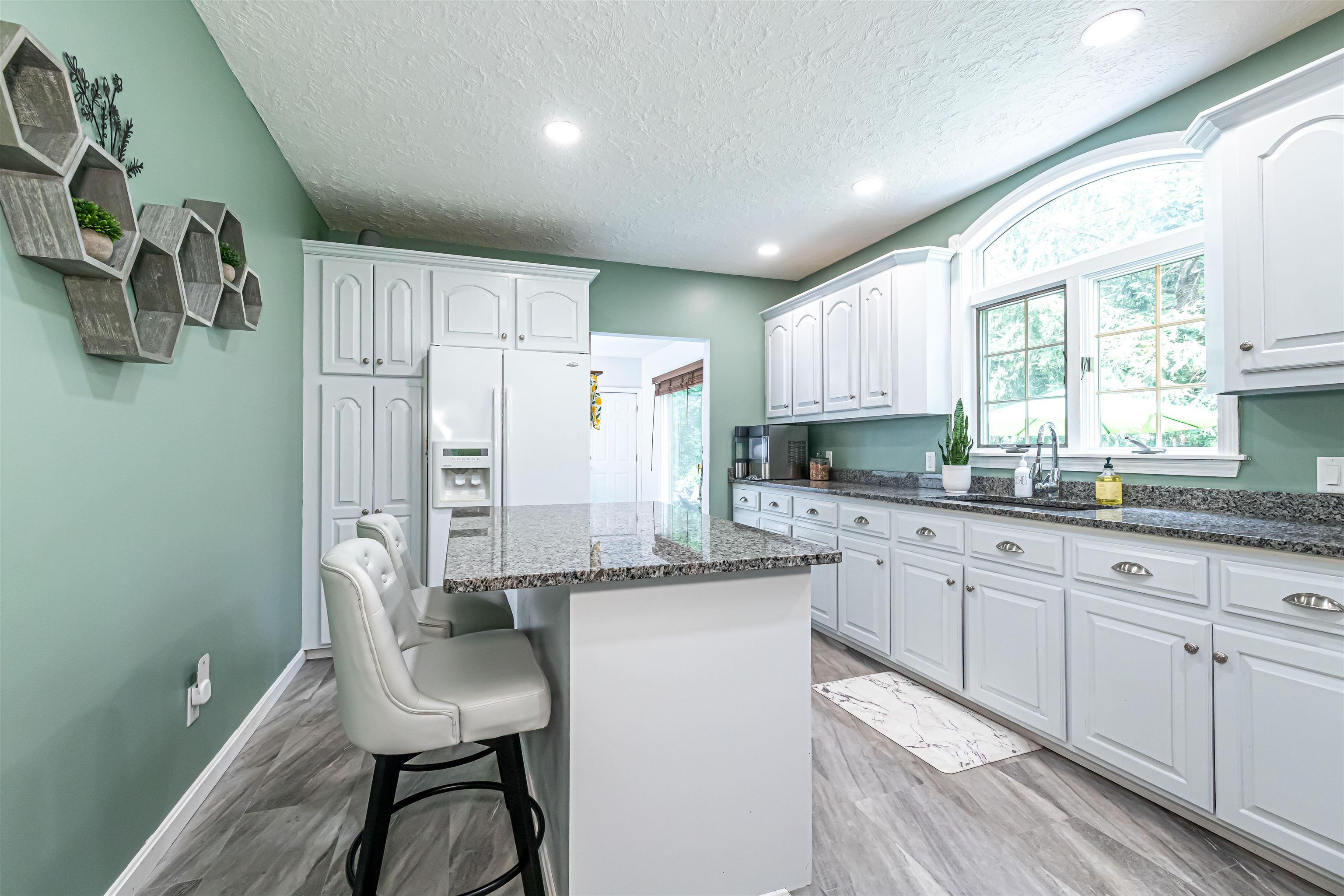70 Governor Dinsmore Road