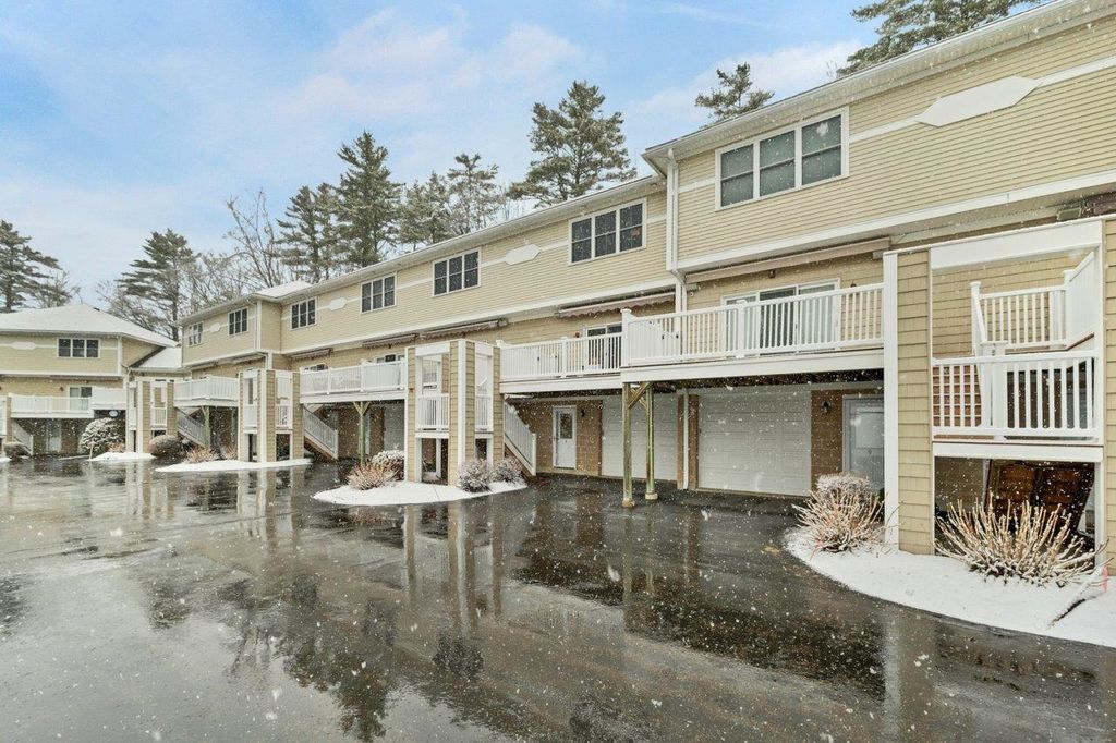 Photo of 507 Weirs Boulevard #8, Laconia, NH 03246 (MLS # 5082879)