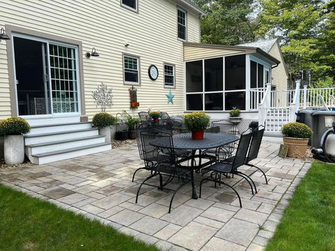 10 Whidden Lane Litchfield NH 03052