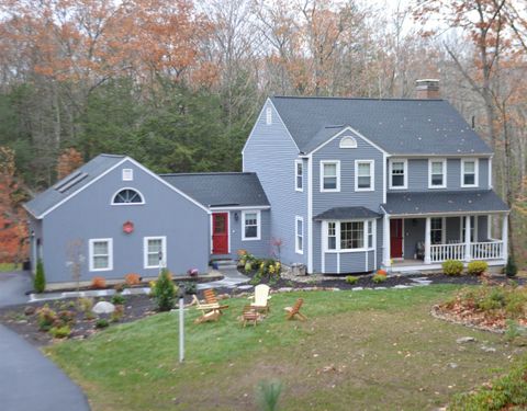 Photo of 17 Oriole Drive, Bedford, NH 03110 (MLS # 5071931)