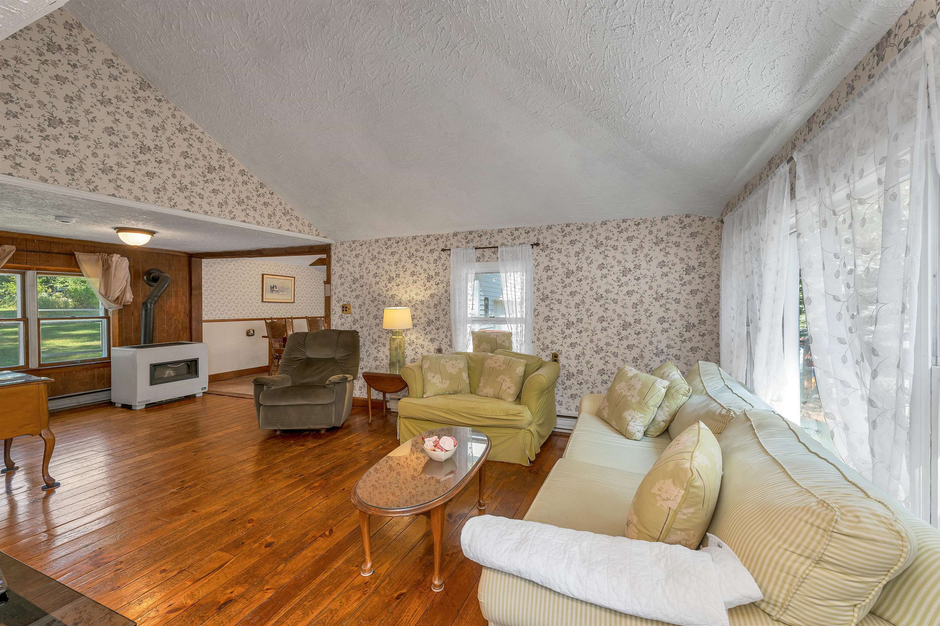 101 Tuftonboro Neck Road