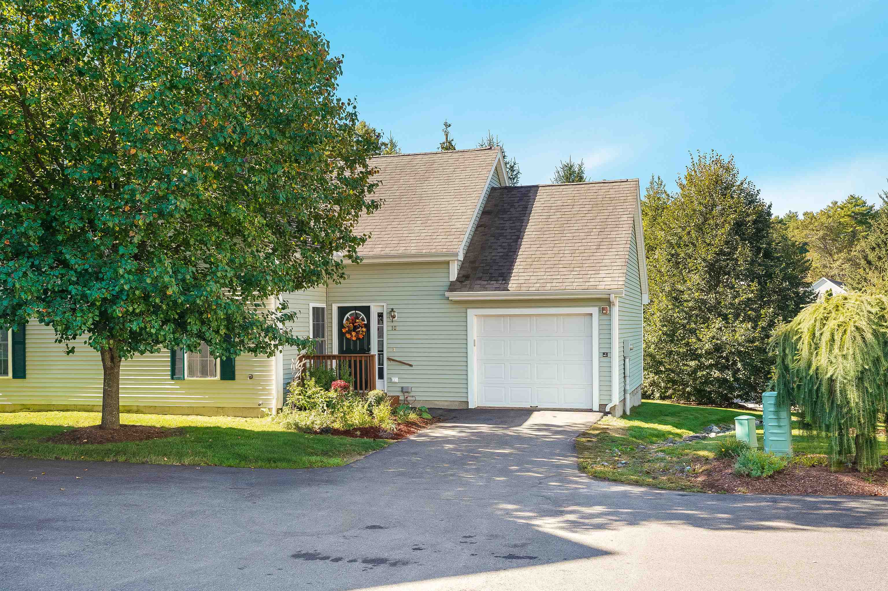 10 Cascade Circle