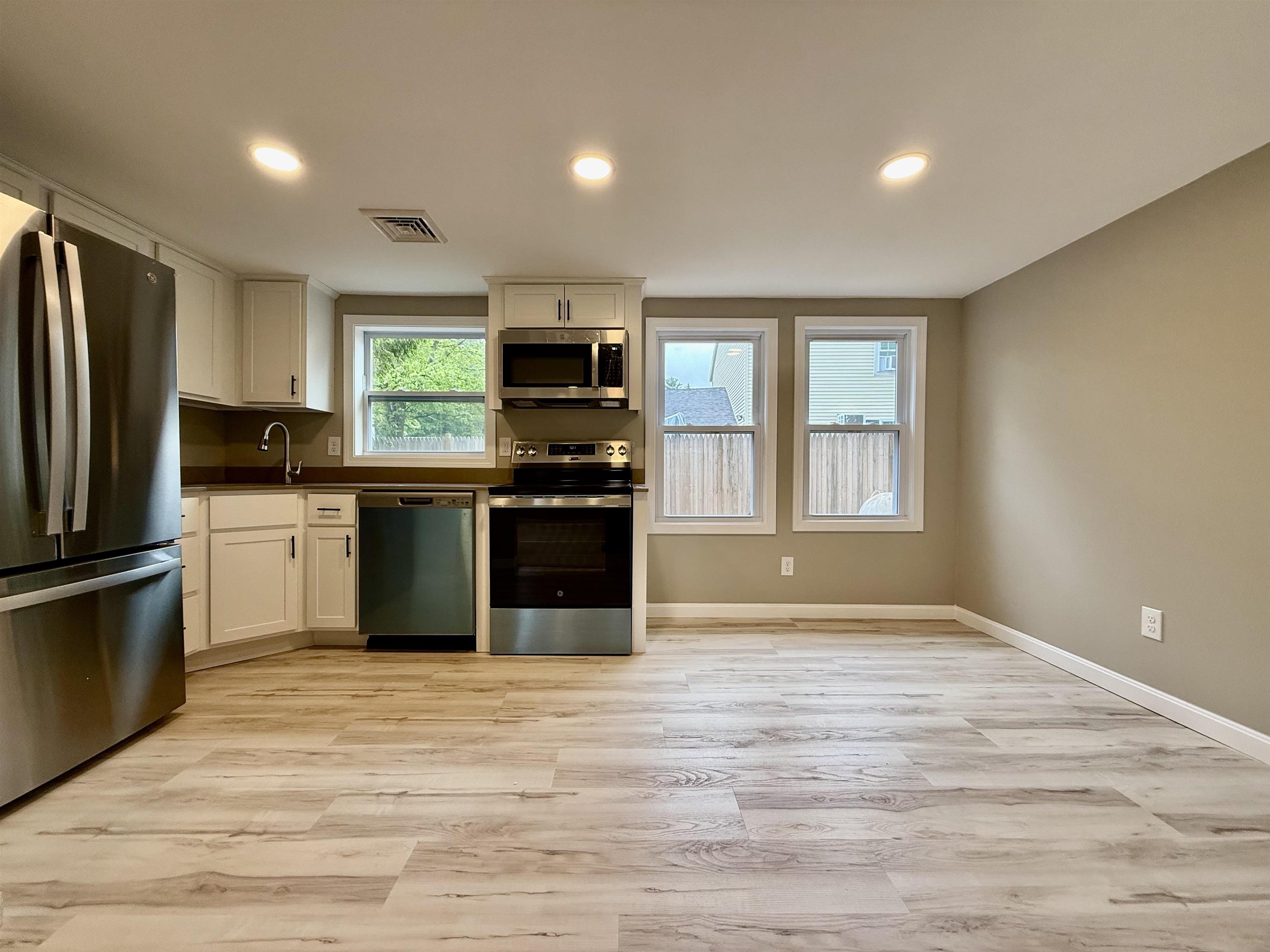 3 Lyndale Avenue