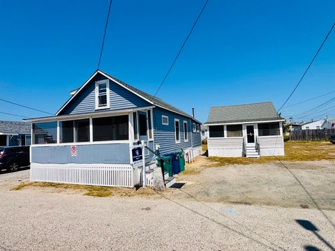 22-24 Perkins Avenue Hampton NH 03842