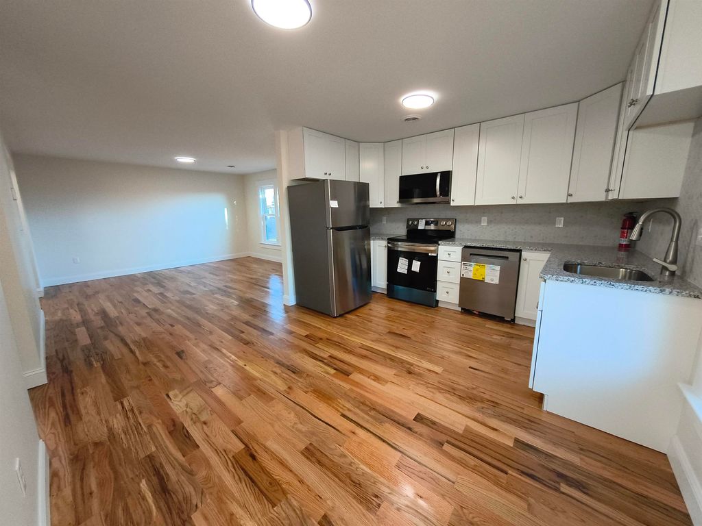 Photo of 386 Union Avenue #Unit 2, Laconia, NH 03246 (MLS # 5070760)