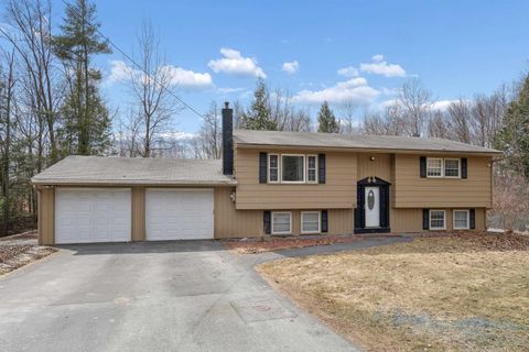 Photo of 20 Tenley Drive, Lebanon, NH 03784 (MLS # 5082199)