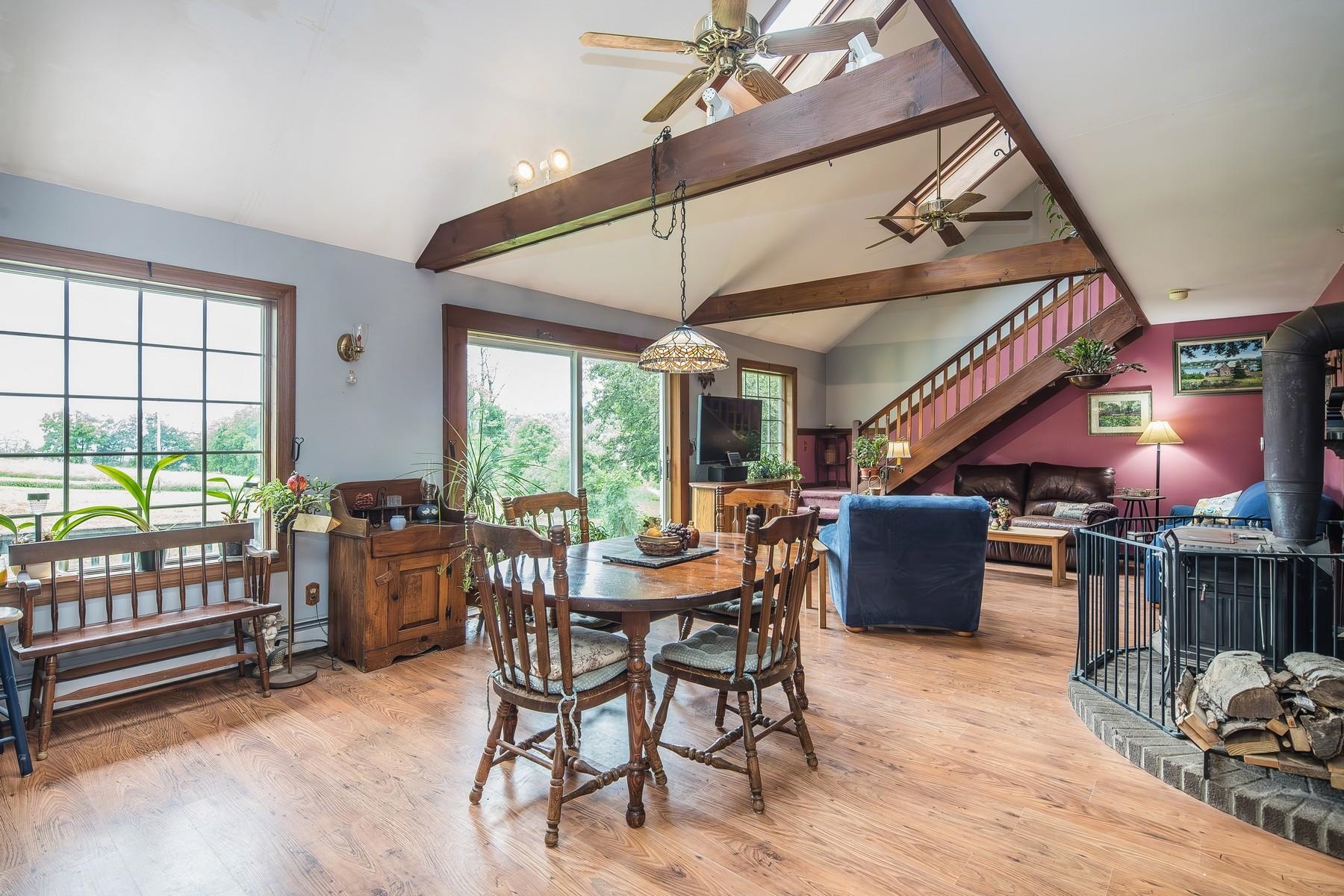 7 Lazy Acres Road
