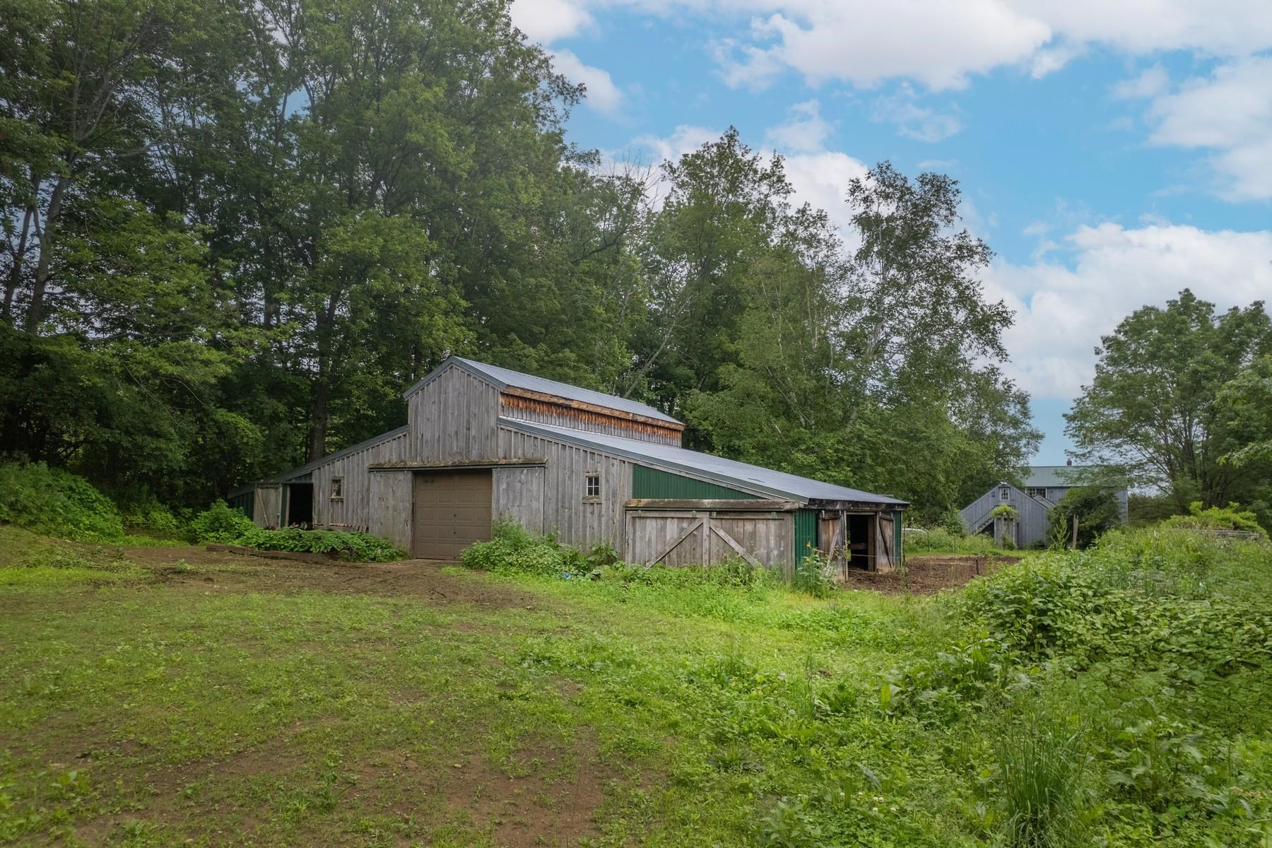 7 Lazy Acres Road
