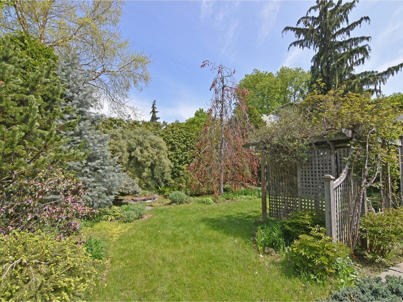 166 Ferguson Avenue