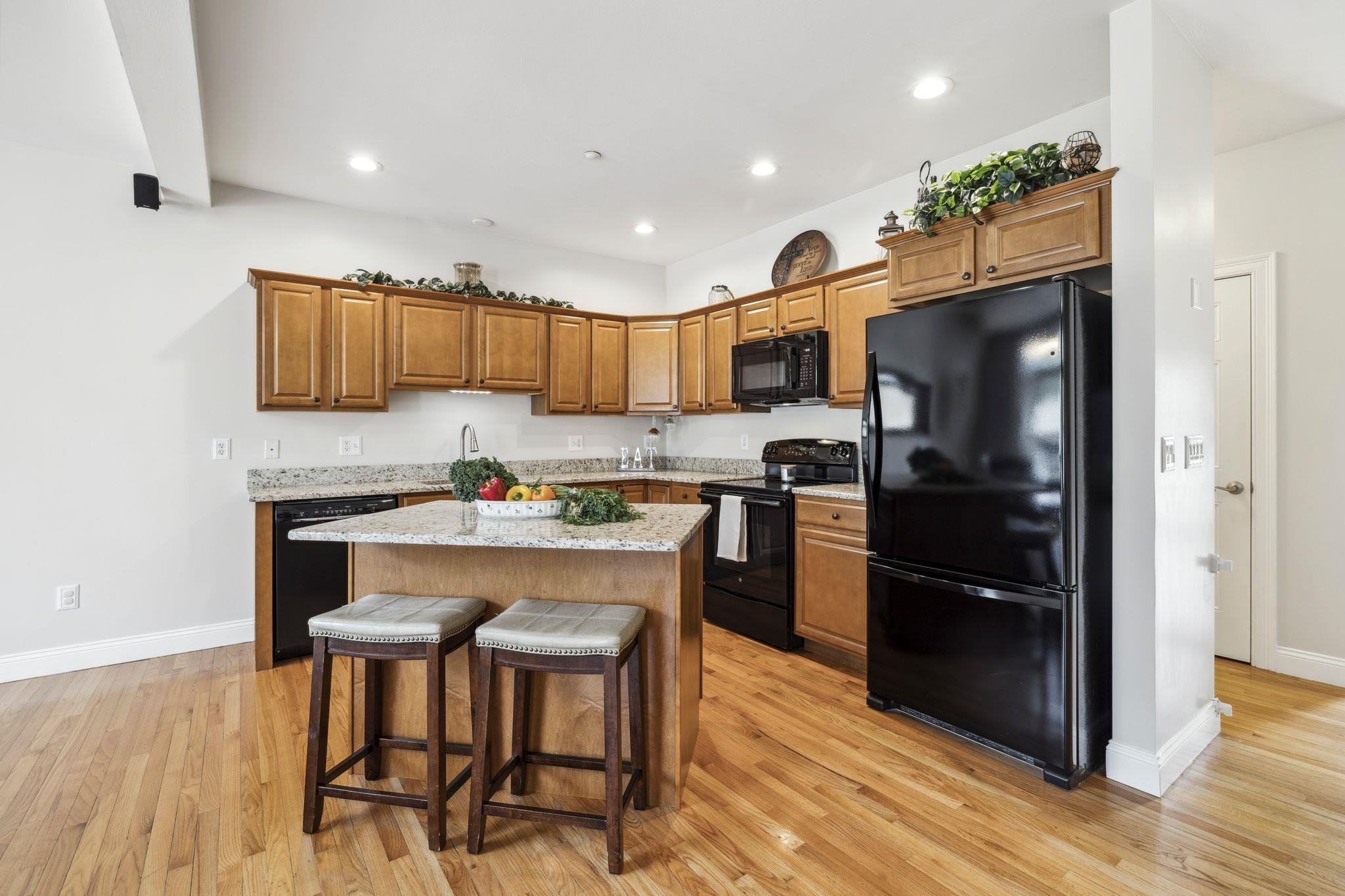 624 Main Street Unit 2