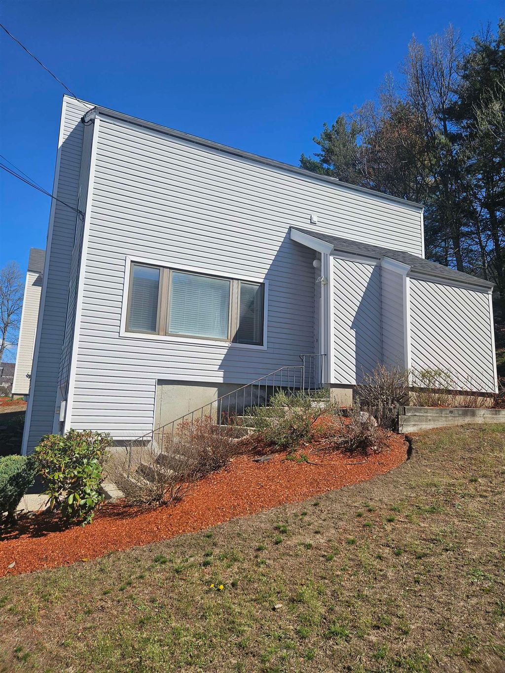 Photo of 18 Landsdown Drive #18, Nashua, NH 03062 (MLS # 5086607)
