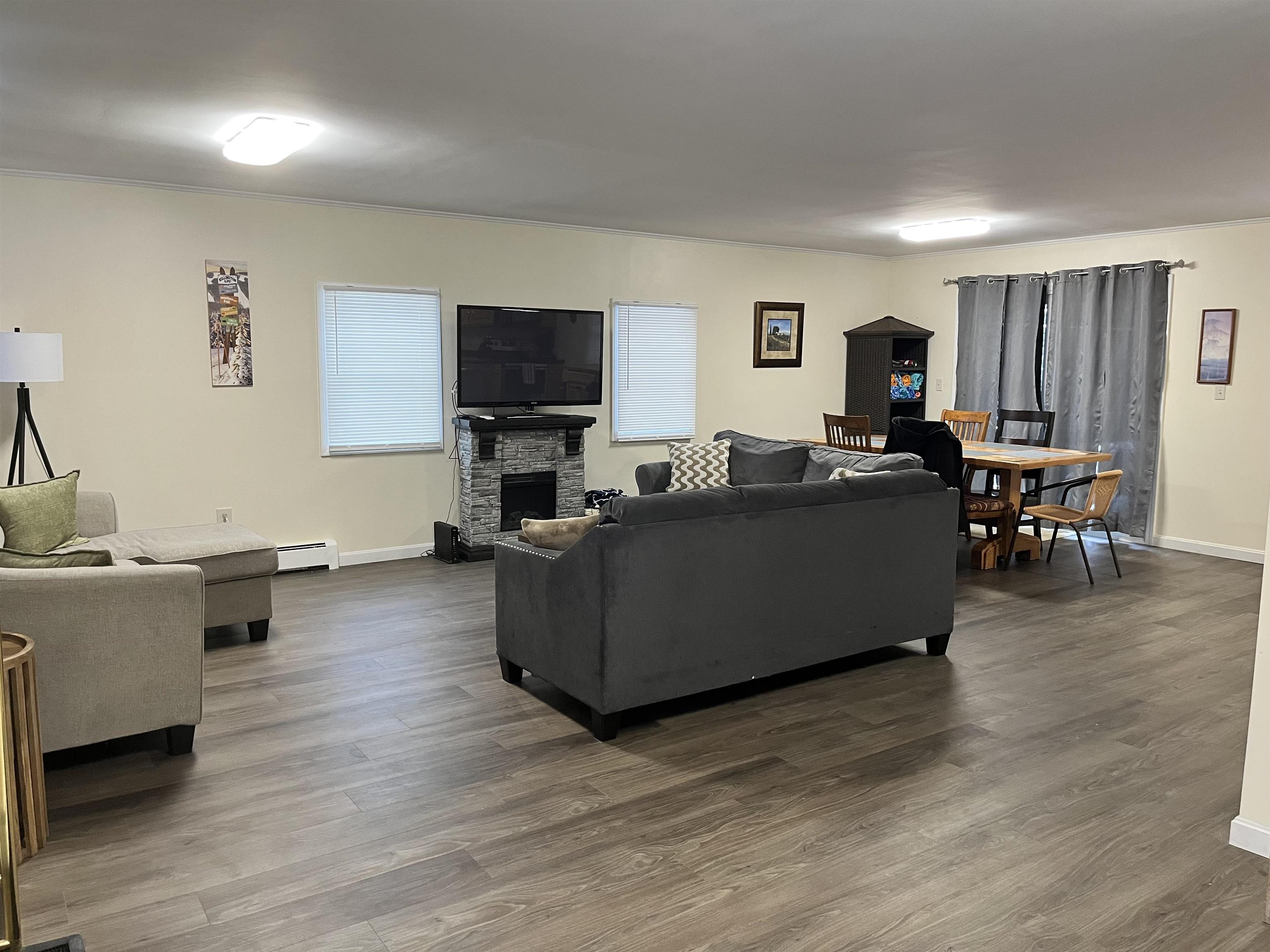 8 Charter Hill Drive