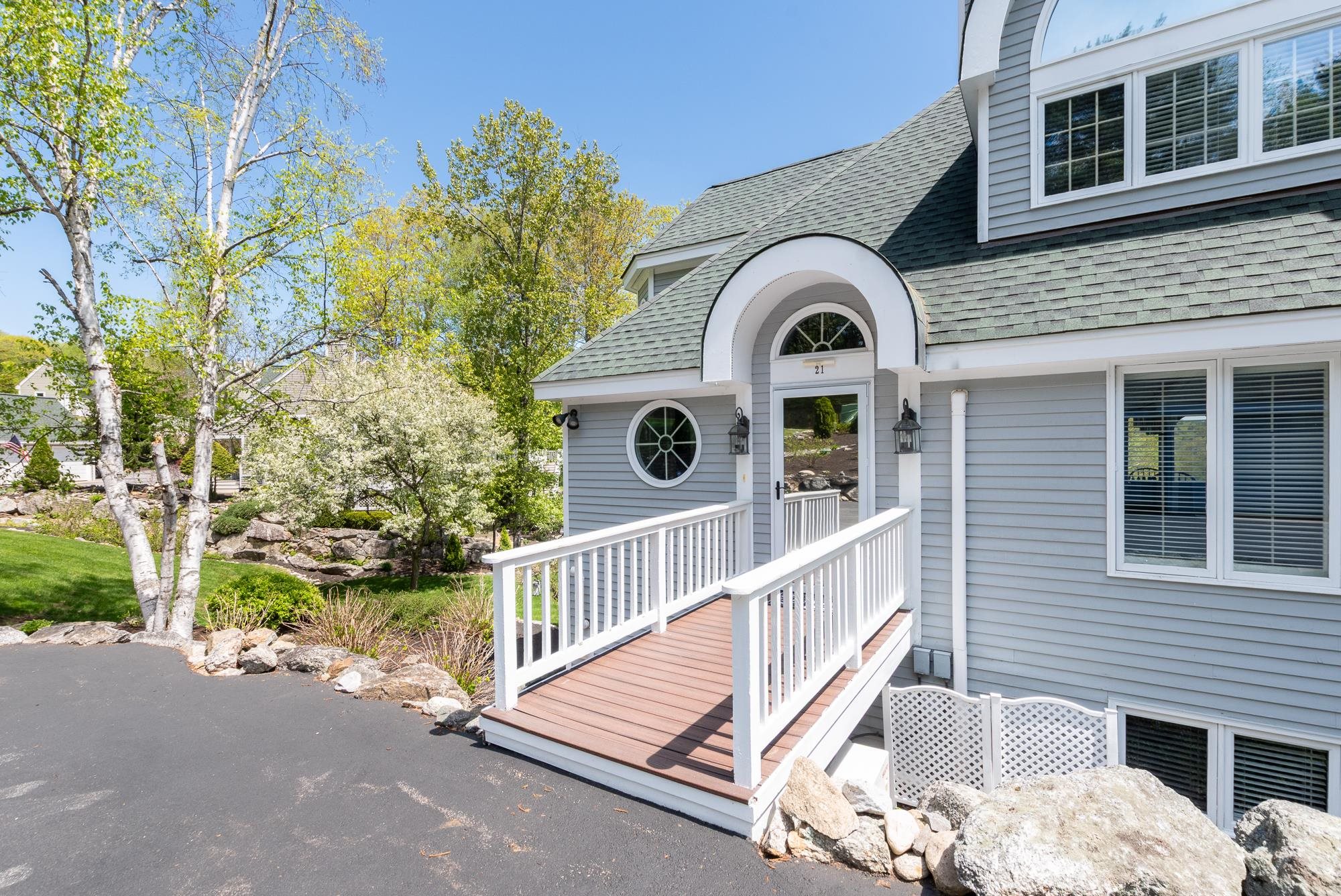 21 Hawk Ridge Road