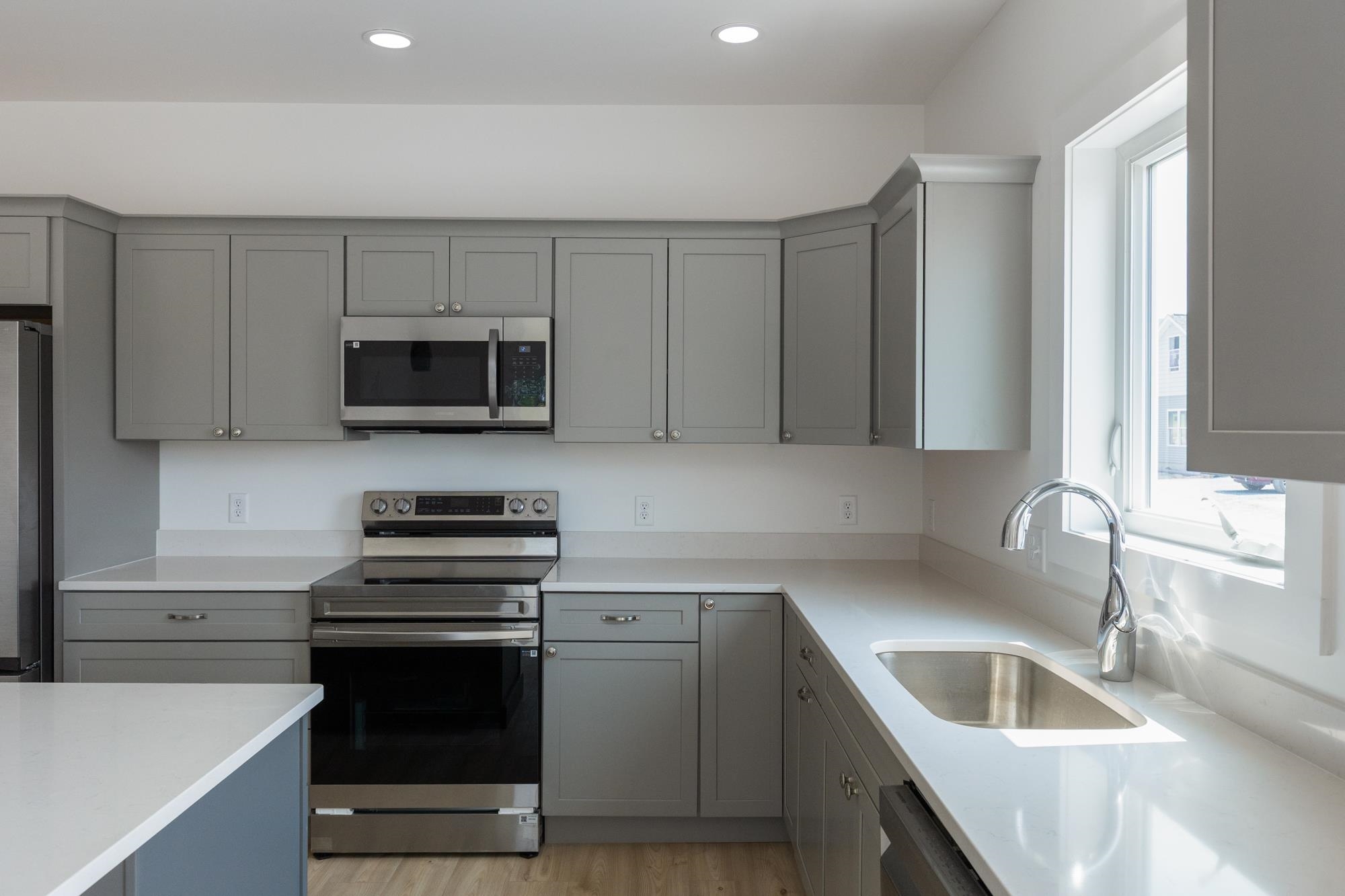 1120 Franklin Park West