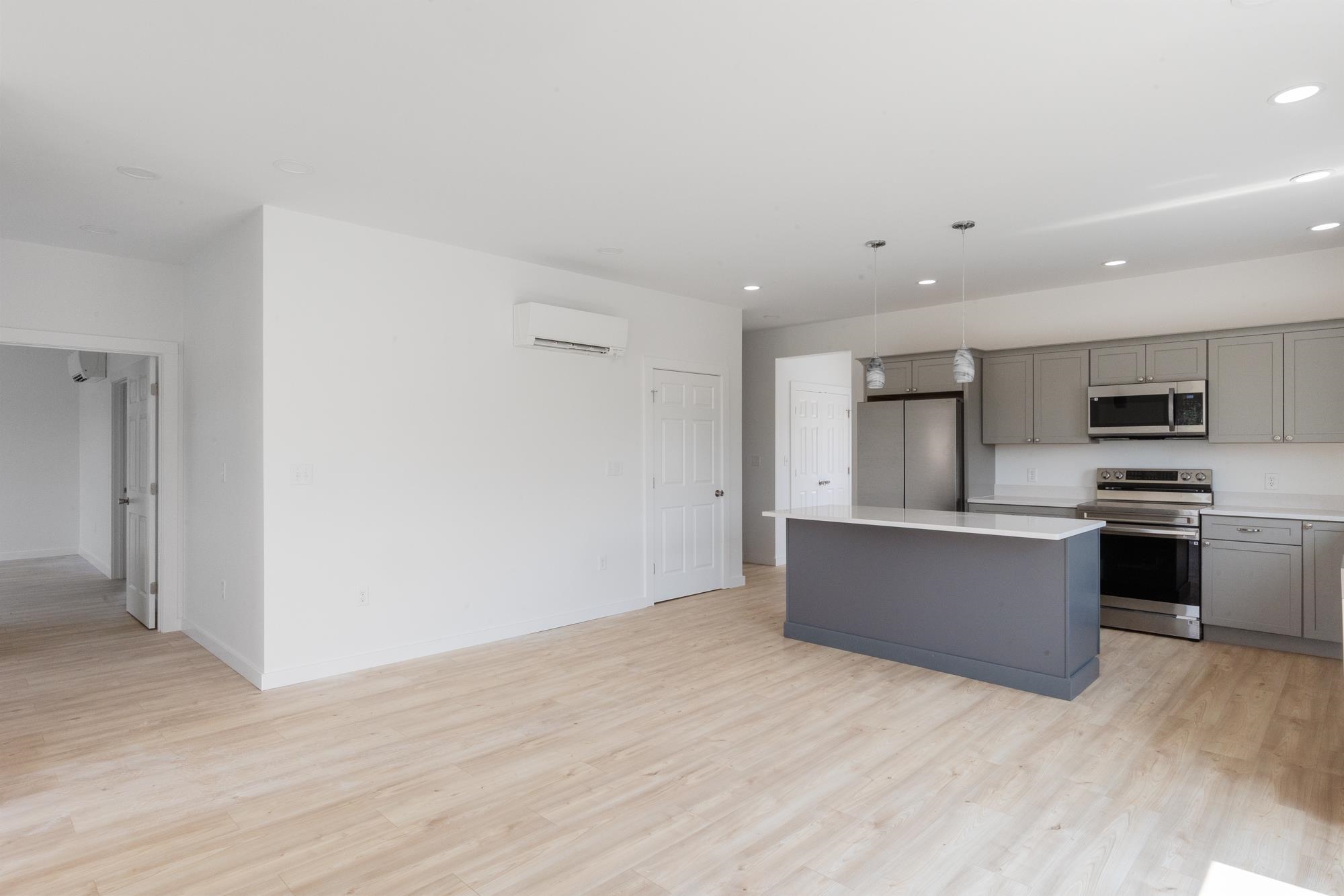 1120 Franklin Park West