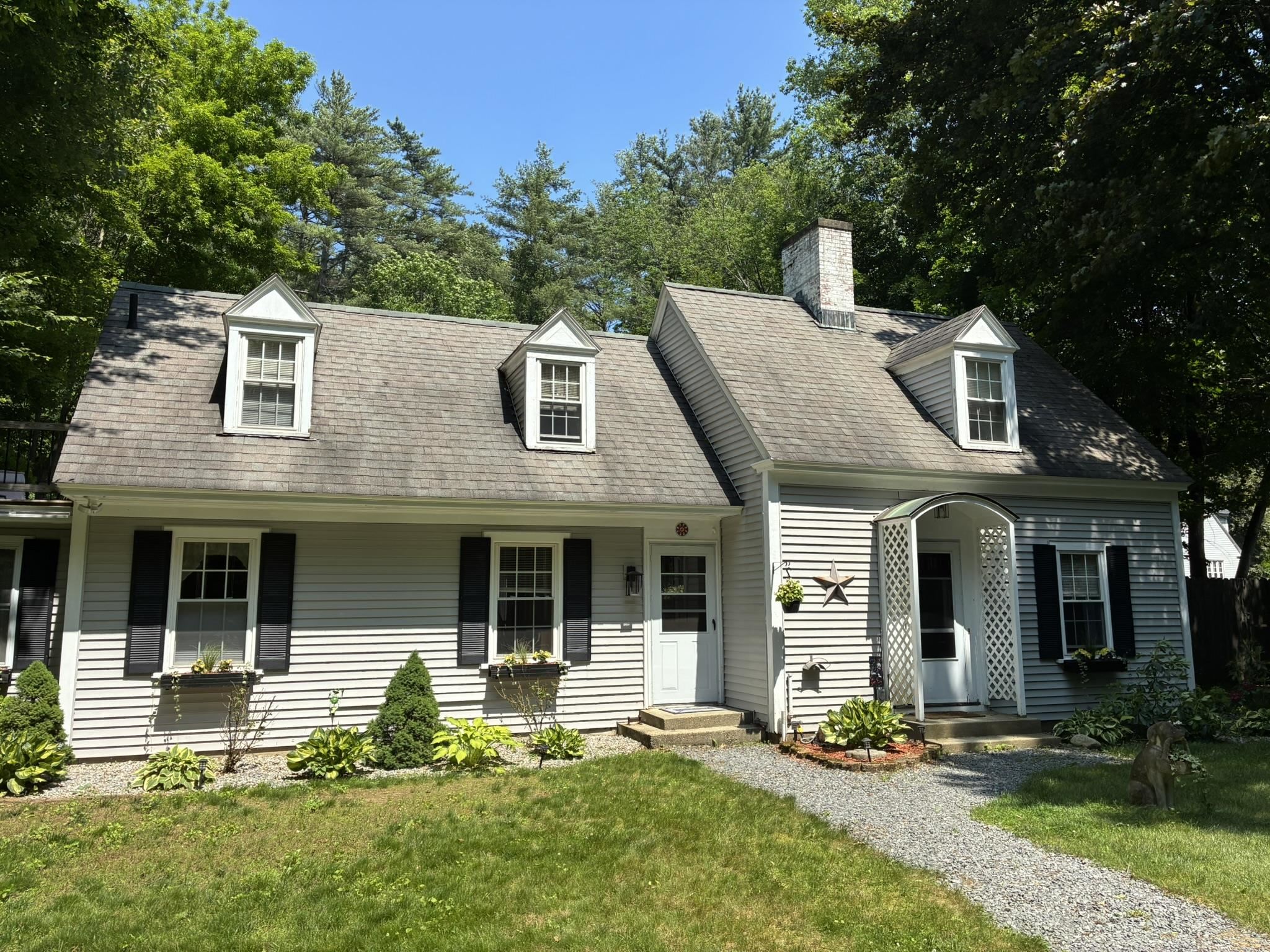 649 Court Street