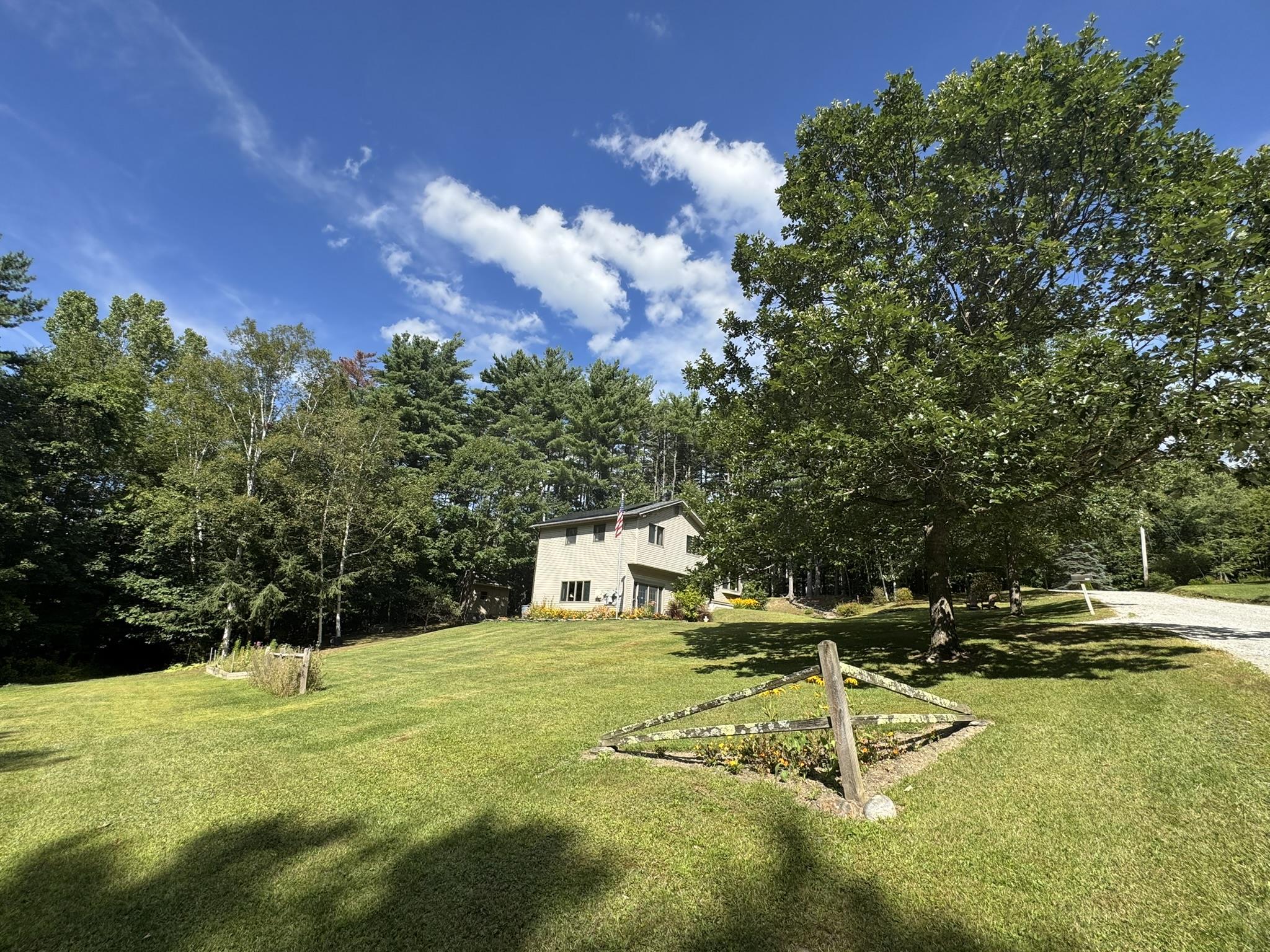 West Rutland, Vermont 05777, United States, 3 Bedrooms Bedrooms, ,1 BathroomBathrooms,Residential,Active,202377