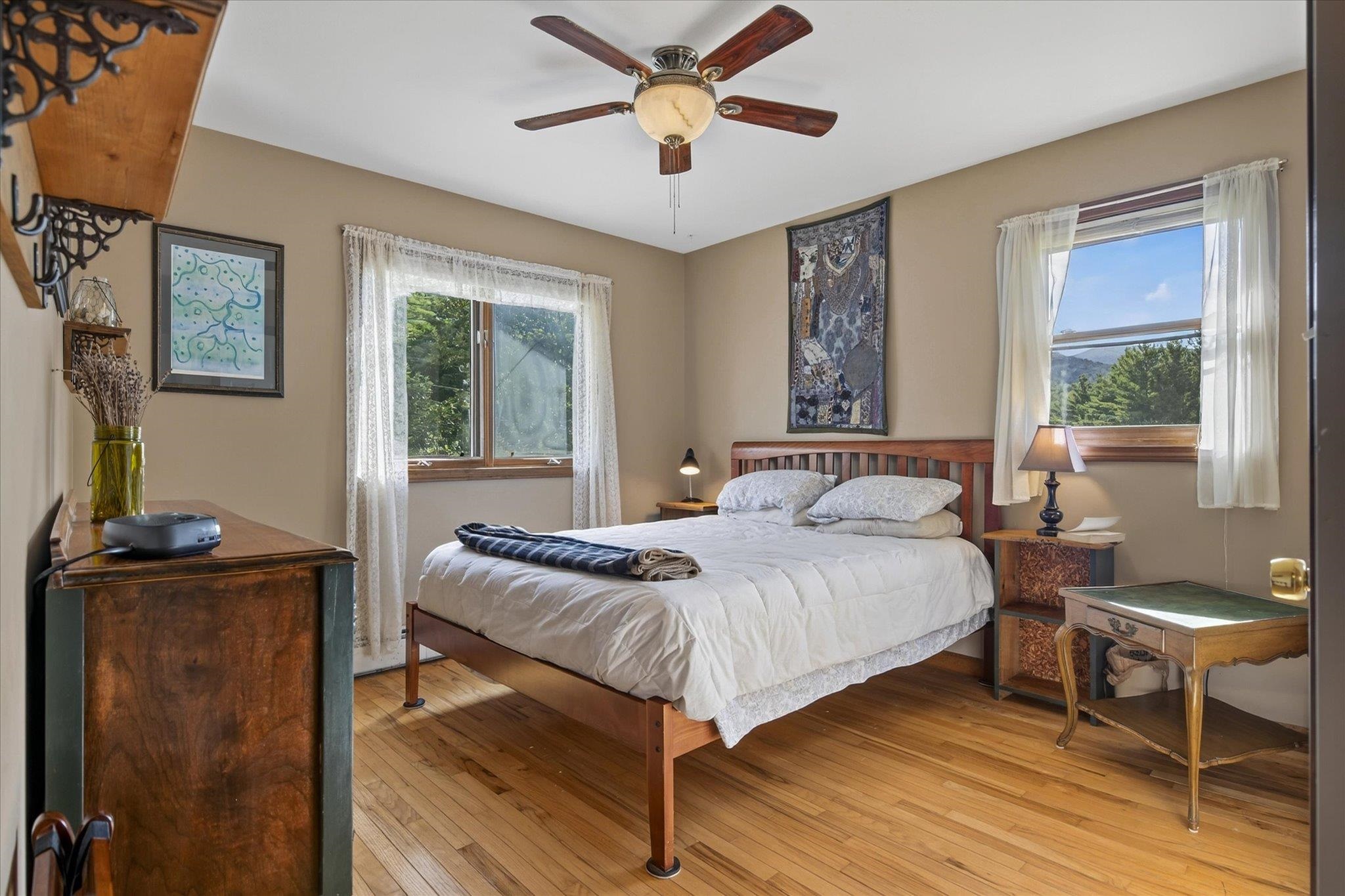 West Rutland, Vermont 05777, United States, 3 Bedrooms Bedrooms, ,1 BathroomBathrooms,Residential,Active,202377