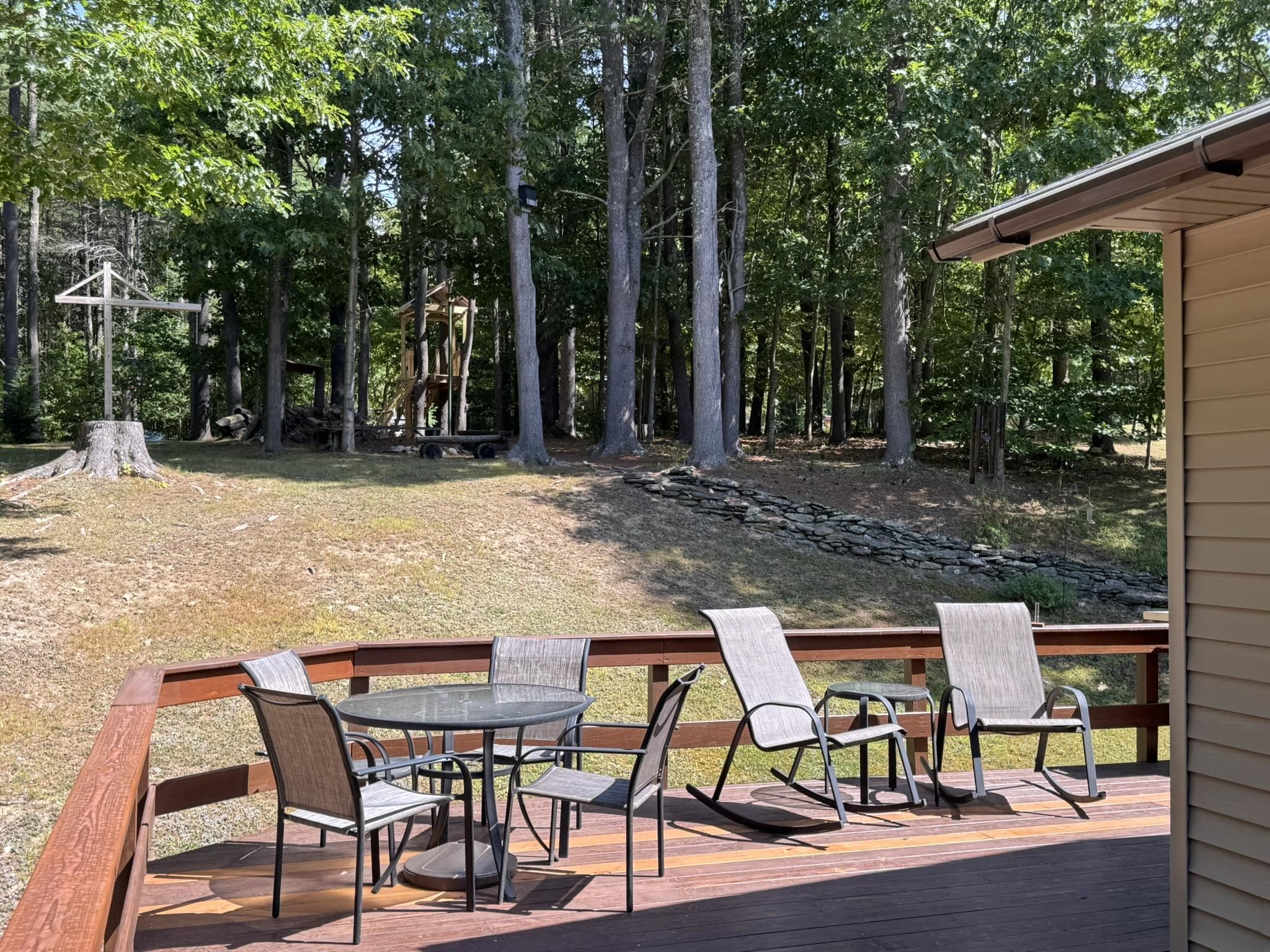 West Rutland, Vermont 05777, United States, 3 Bedrooms Bedrooms, ,1 BathroomBathrooms,Residential,Active,202377