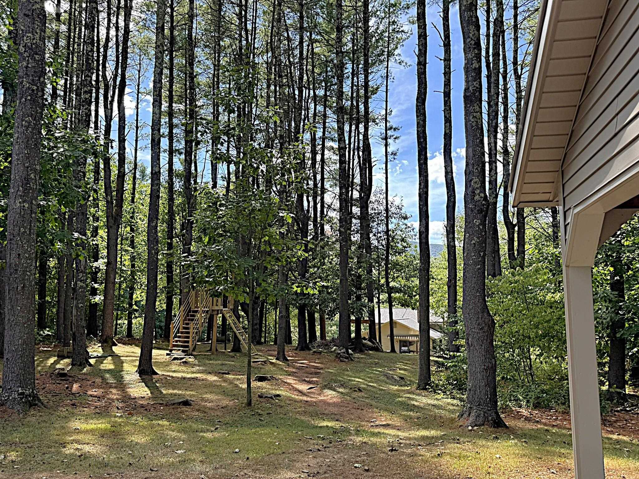 West Rutland, Vermont 05777, United States, 3 Bedrooms Bedrooms, ,1 BathroomBathrooms,Residential,Active,202377