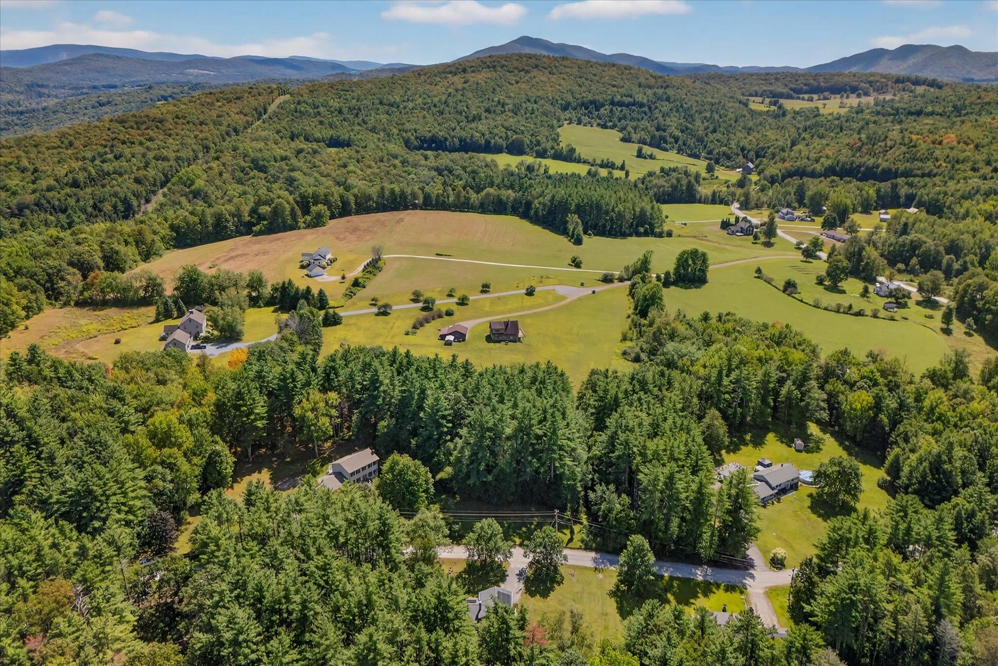 West Rutland, Vermont 05777, United States, 3 Bedrooms Bedrooms, ,1 BathroomBathrooms,Residential,Active,202377