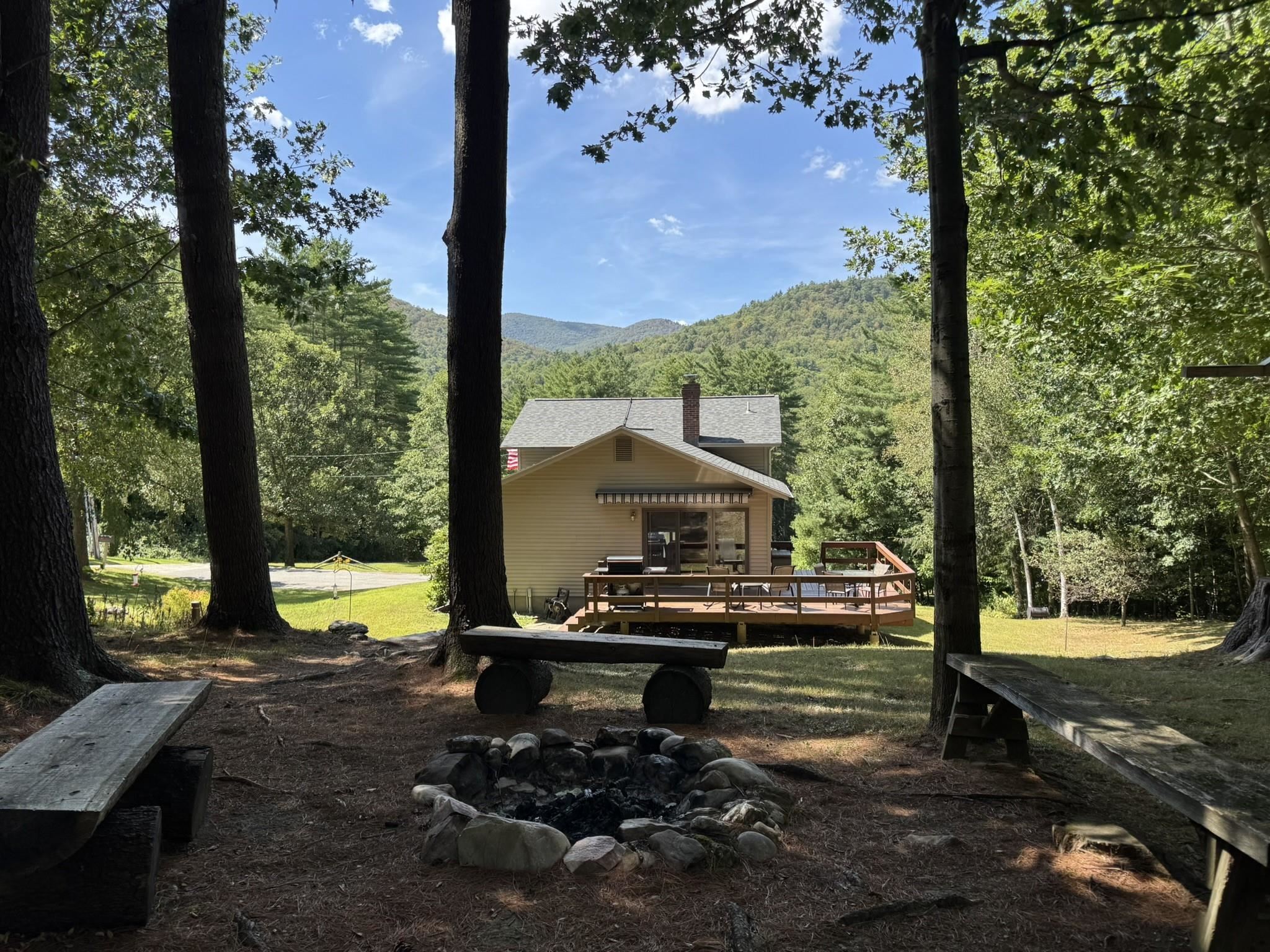 West Rutland, Vermont 05777, United States, 3 Bedrooms Bedrooms, ,1 BathroomBathrooms,Residential,Active,202377