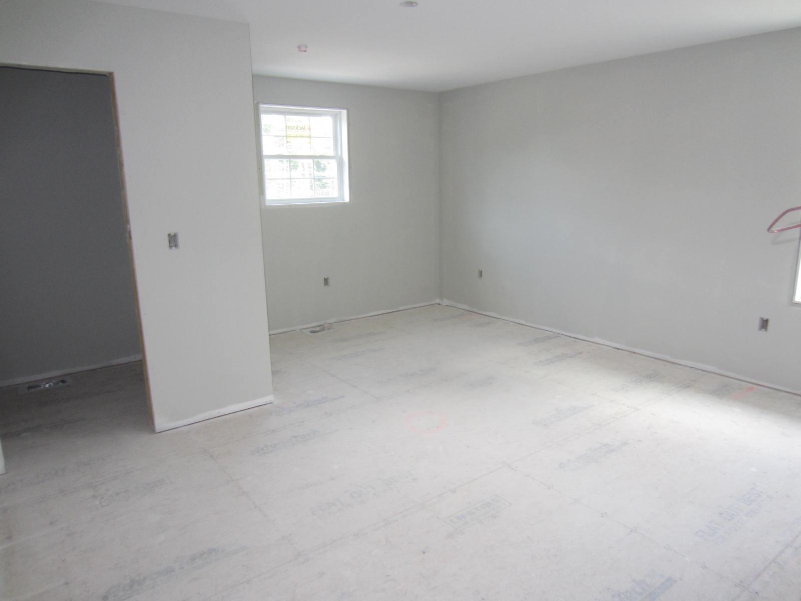 Ossipee, New Hampshire 03864, United States, 3 Bedrooms Bedrooms, ,2 BathroomsBathrooms,Residential,Active,95606