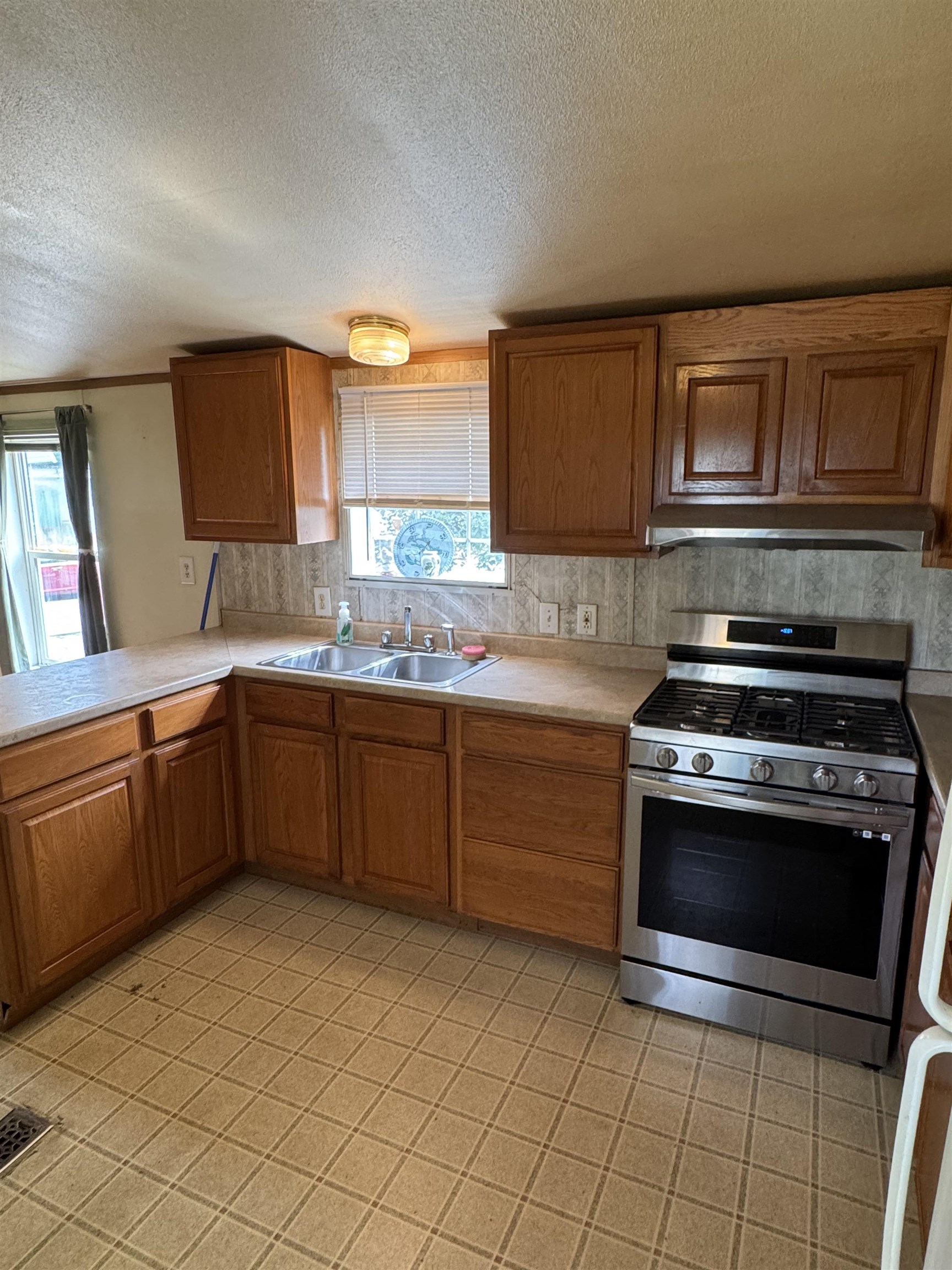 18 Springbrook Street