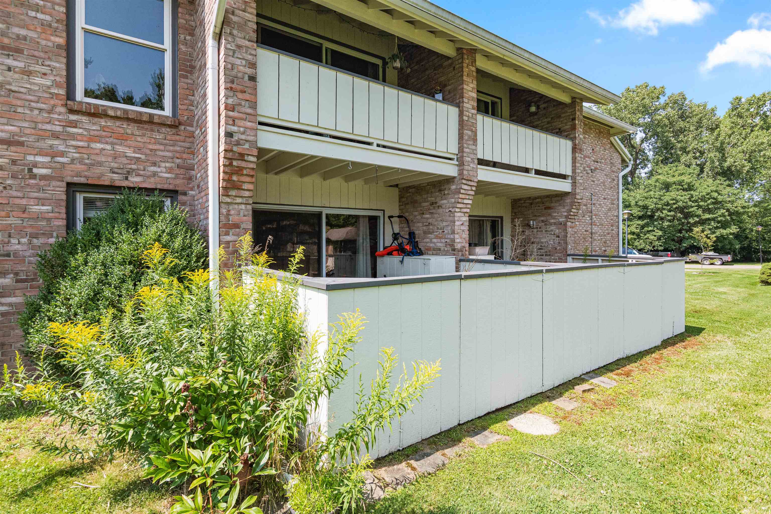 230 Ledgewood Circle 101
