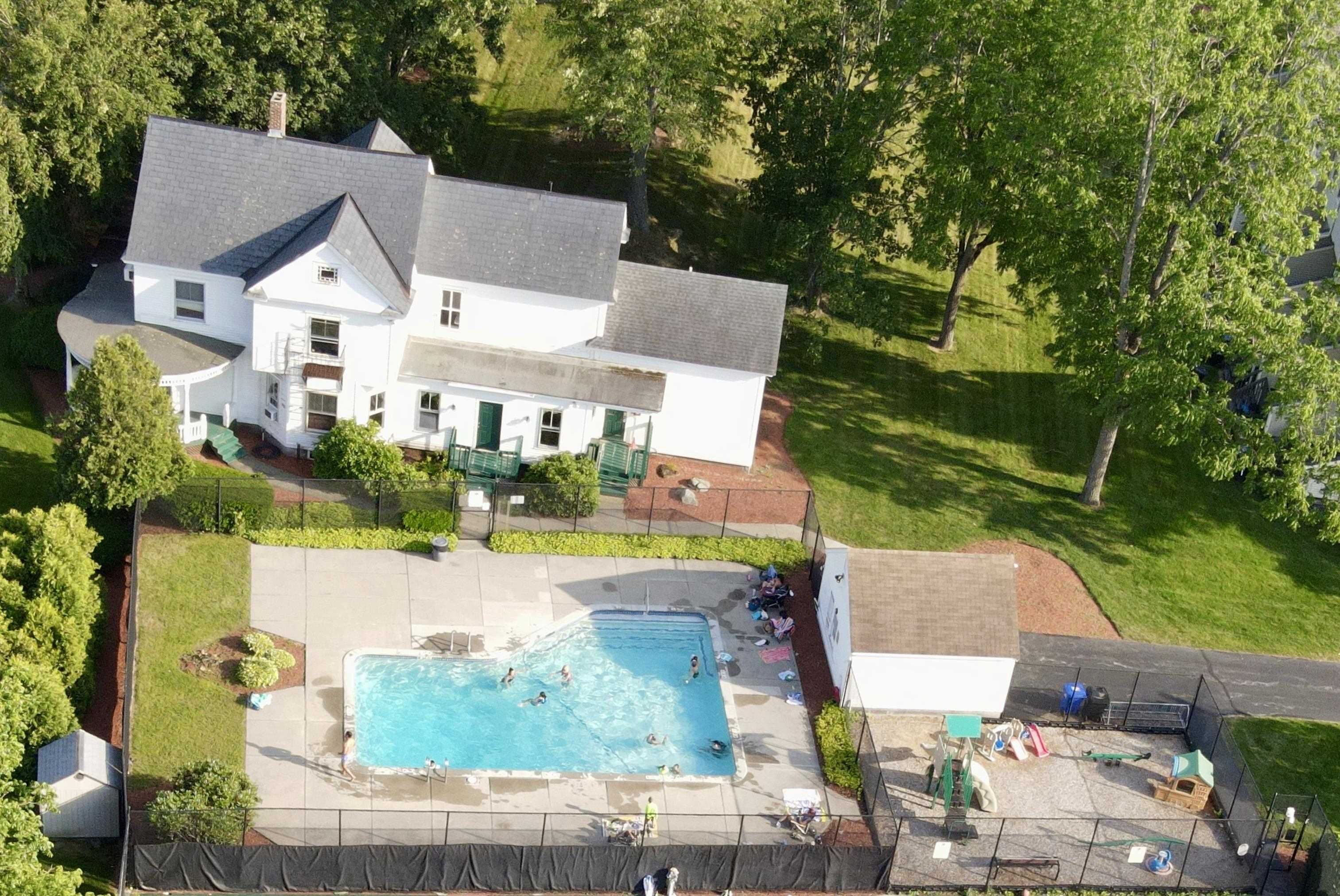 922 Fox Hollow Drive 922
