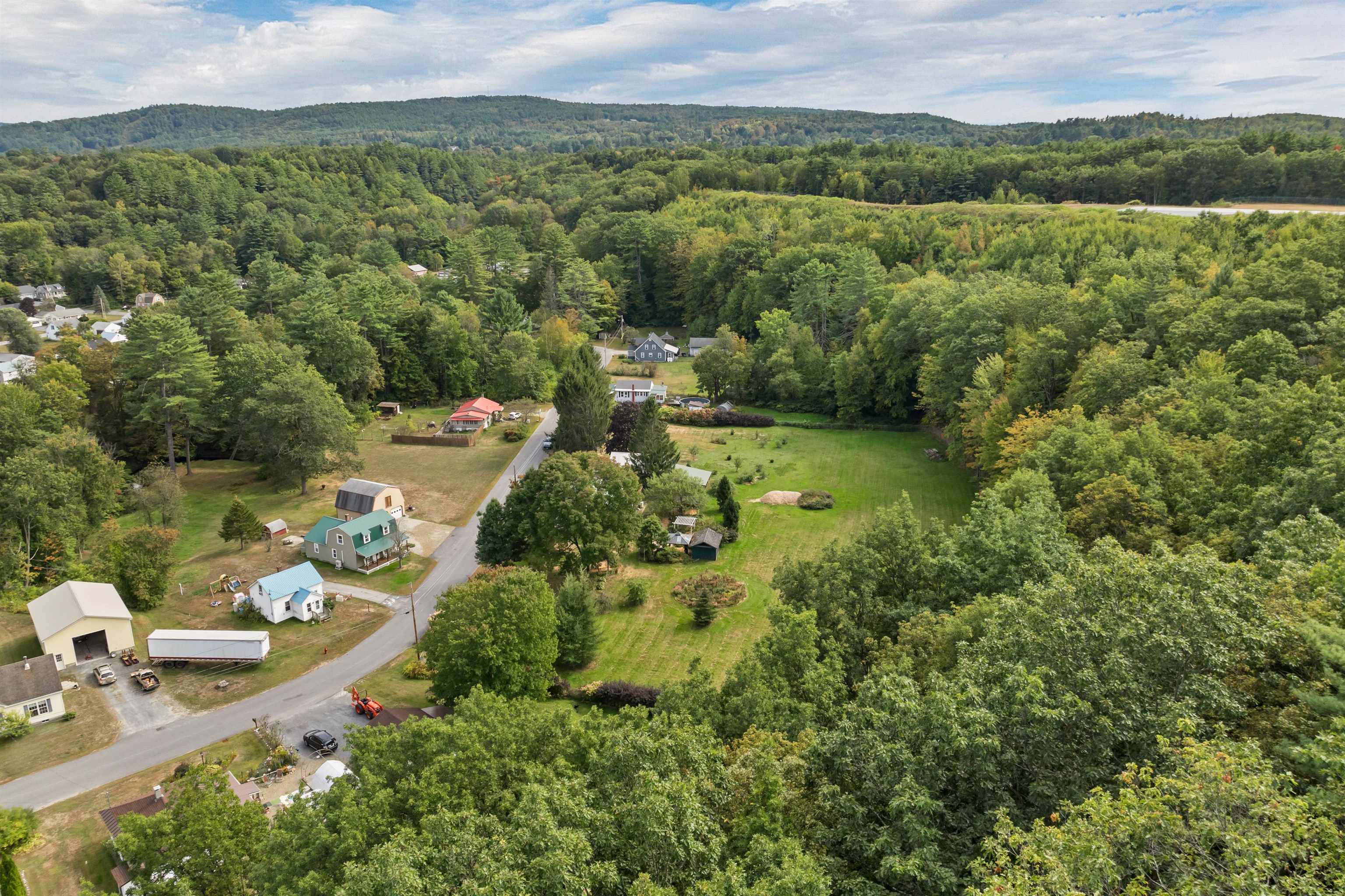 Claremont, New Hampshire 03743, United States, 4 Bedrooms Bedrooms, ,1 BathroomBathrooms,Residential,Pending,213554