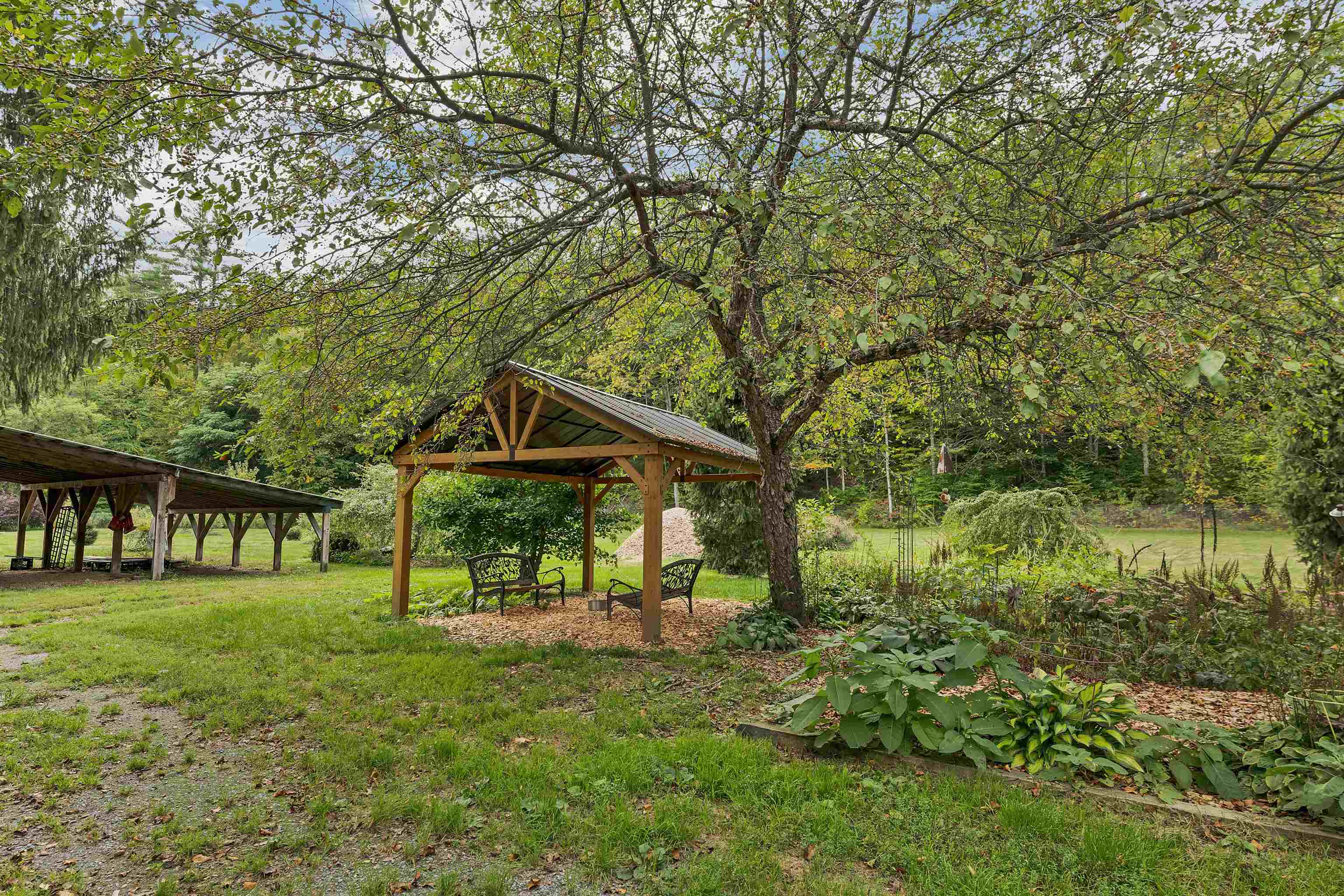 Claremont, New Hampshire 03743, United States, 4 Bedrooms Bedrooms, ,1 BathroomBathrooms,Residential,Pending,213554