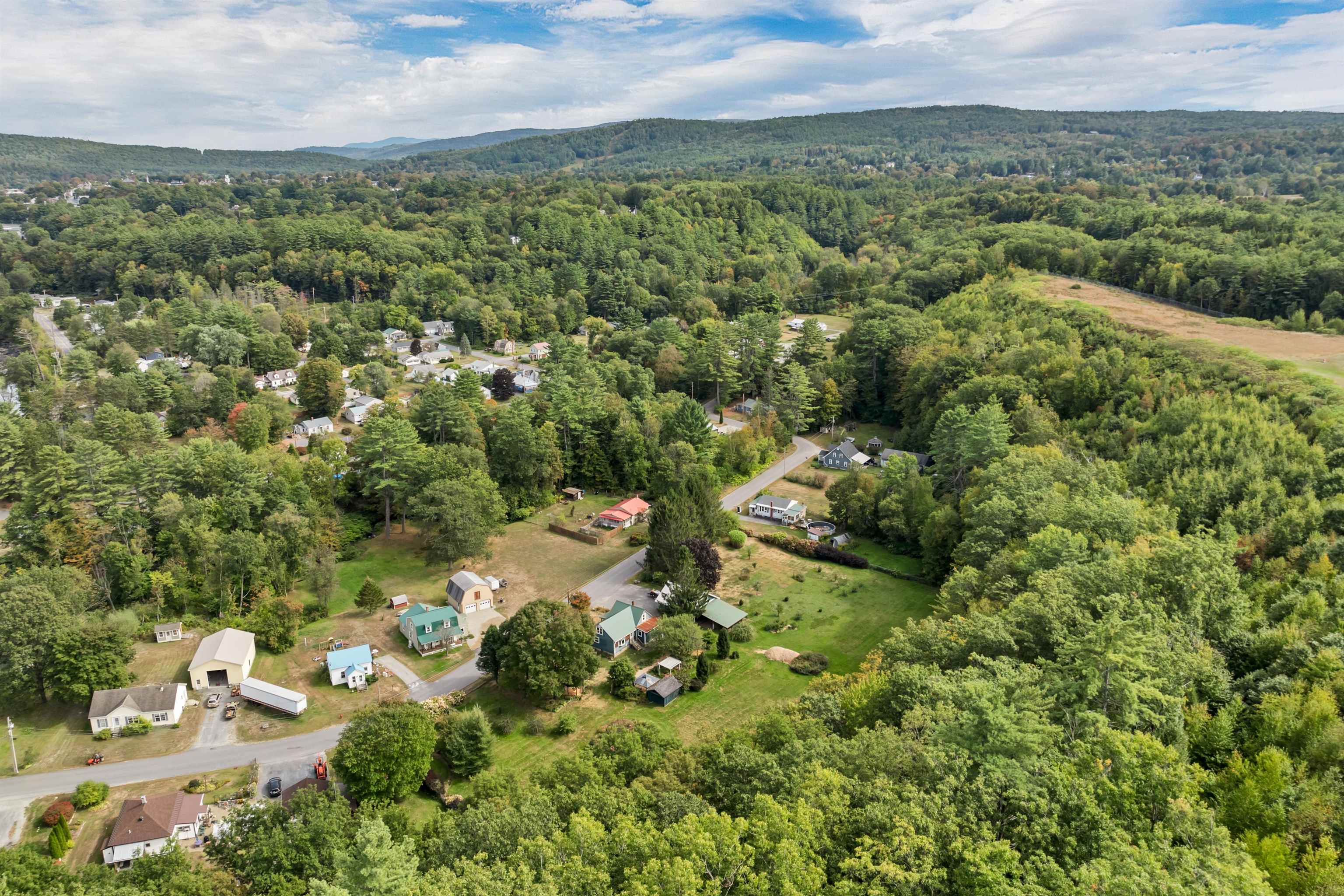 Claremont, New Hampshire 03743, United States, 4 Bedrooms Bedrooms, ,1 BathroomBathrooms,Residential,Pending,213554