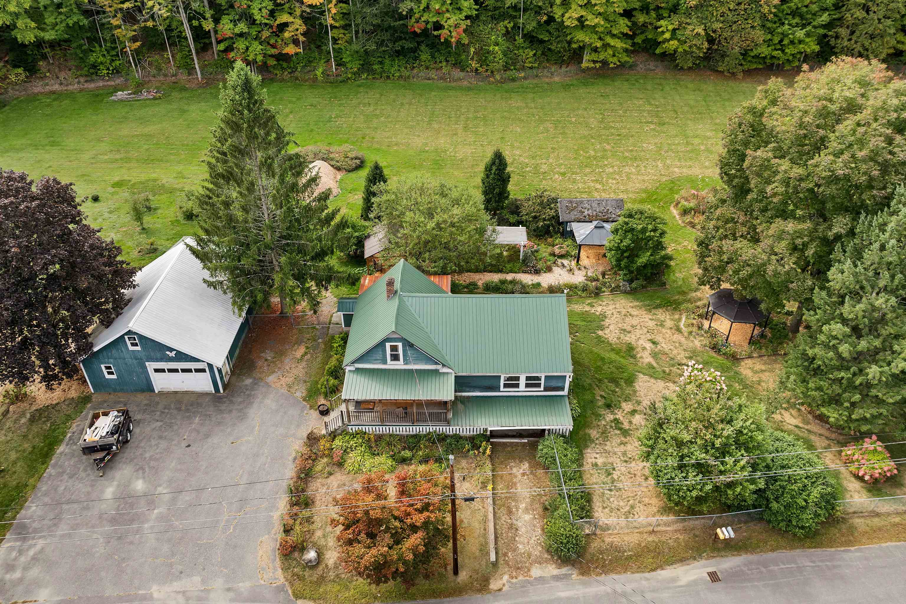 Claremont, New Hampshire 03743, United States, 4 Bedrooms Bedrooms, ,1 BathroomBathrooms,Residential,Pending,213554