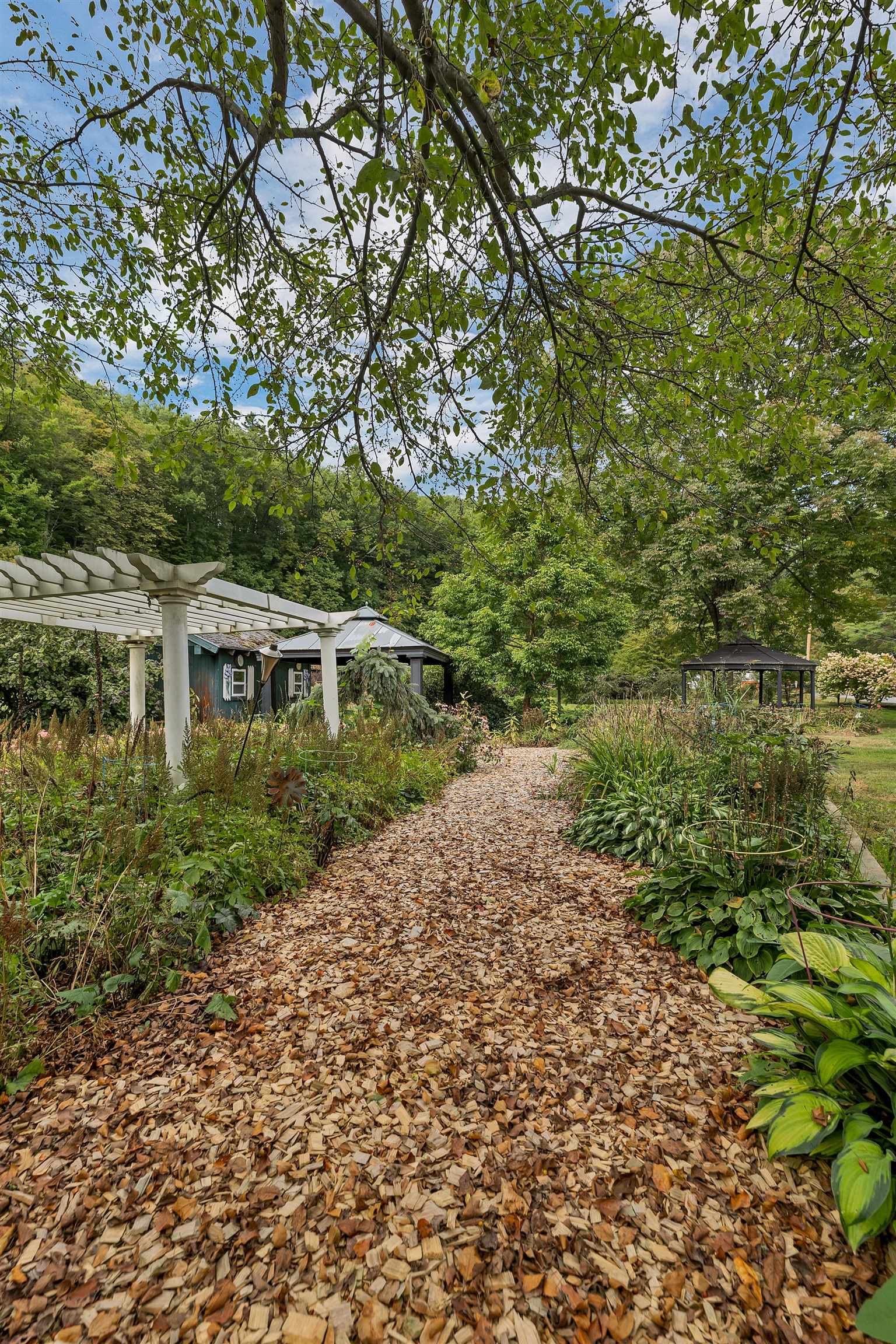 Claremont, New Hampshire 03743, United States, 4 Bedrooms Bedrooms, ,1 BathroomBathrooms,Residential,Pending,213554