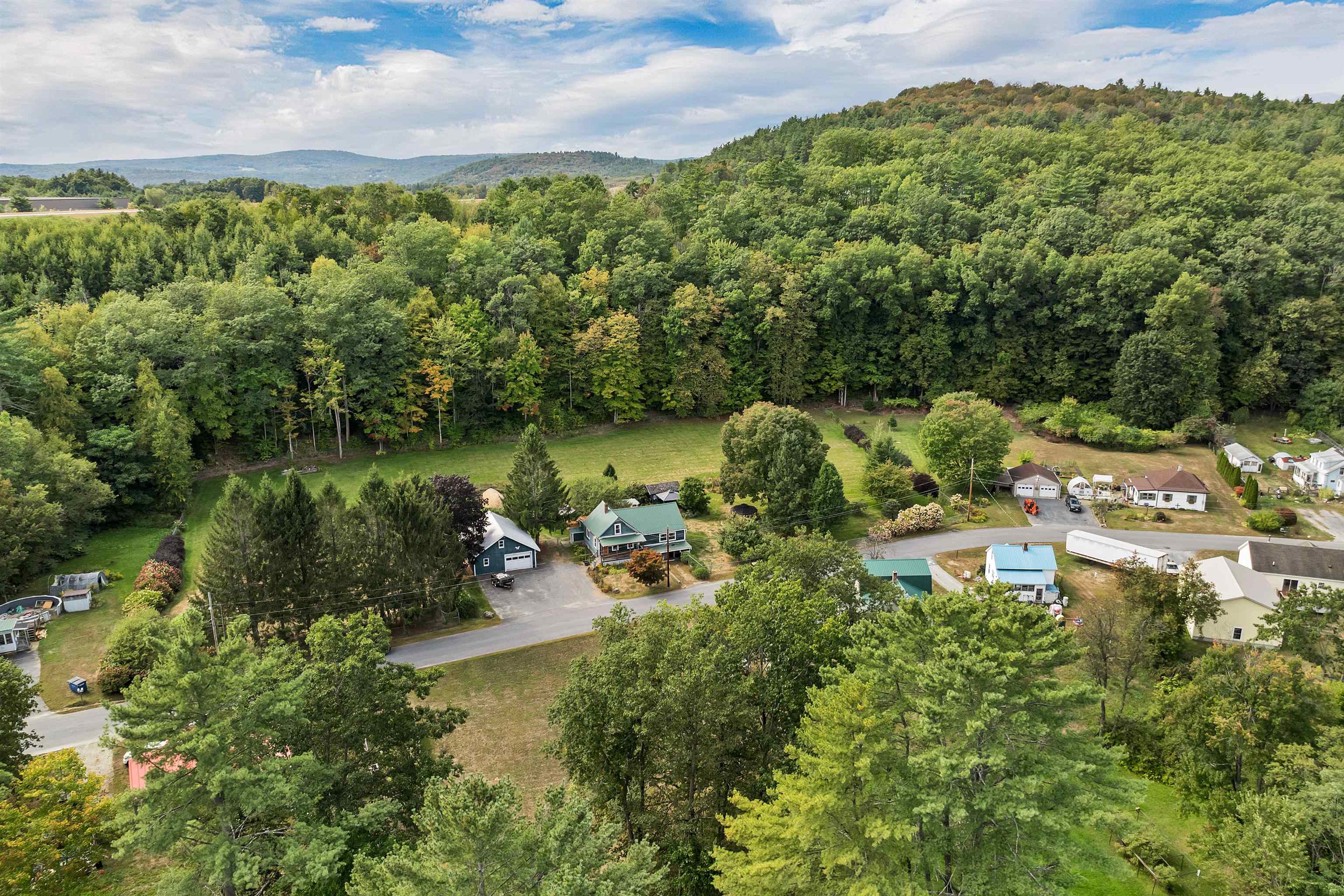 Claremont, New Hampshire 03743, United States, 4 Bedrooms Bedrooms, ,1 BathroomBathrooms,Residential,Pending,213554