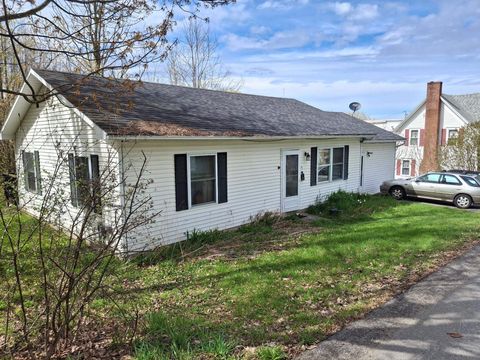 29 Cross Street Newport City VT 05855