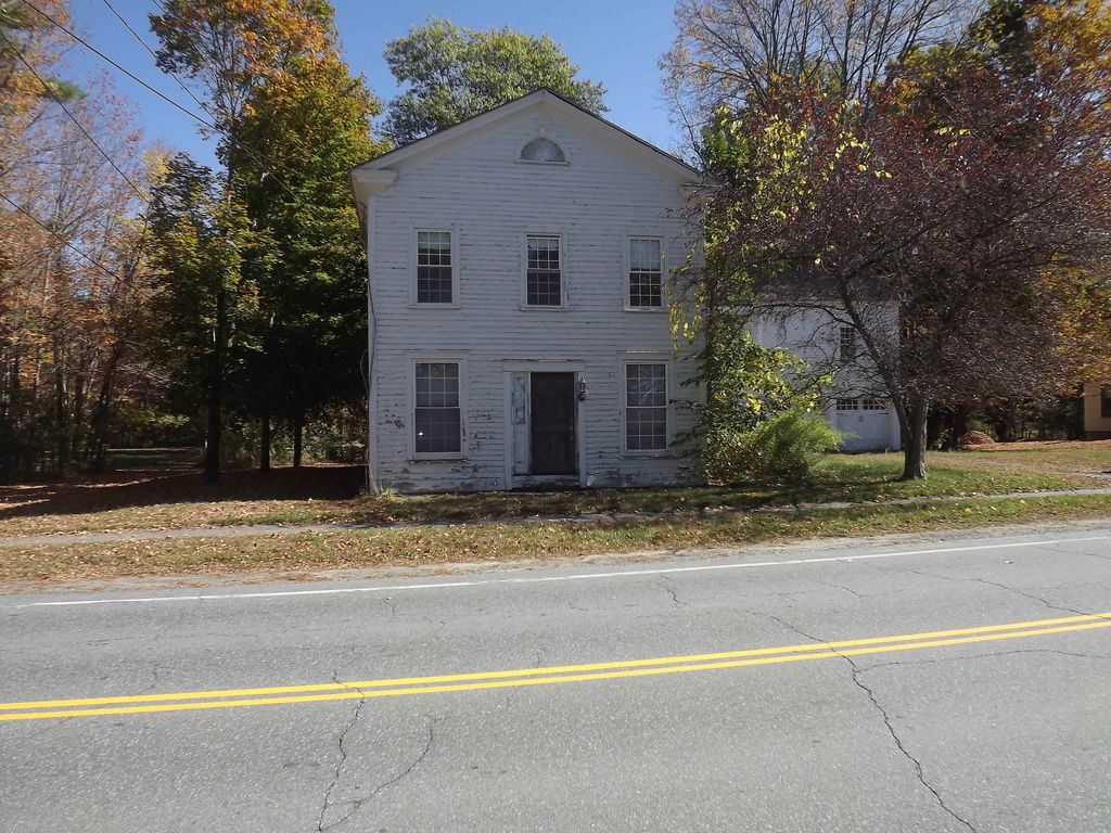 Photo of 546 Canaan Street, Canaan, NH 03741 (MLS # 5064800)