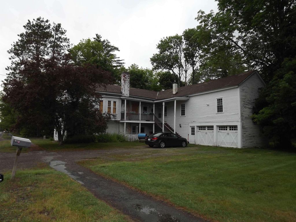 Photo of 546 Canaan Street, Canaan, NH 03741 (MLS # 5064800)