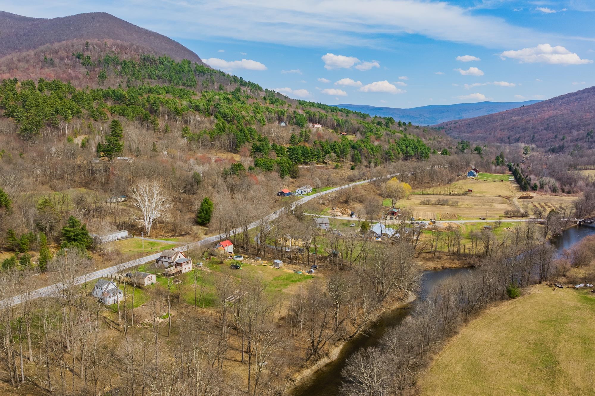 2819 VT Route 313