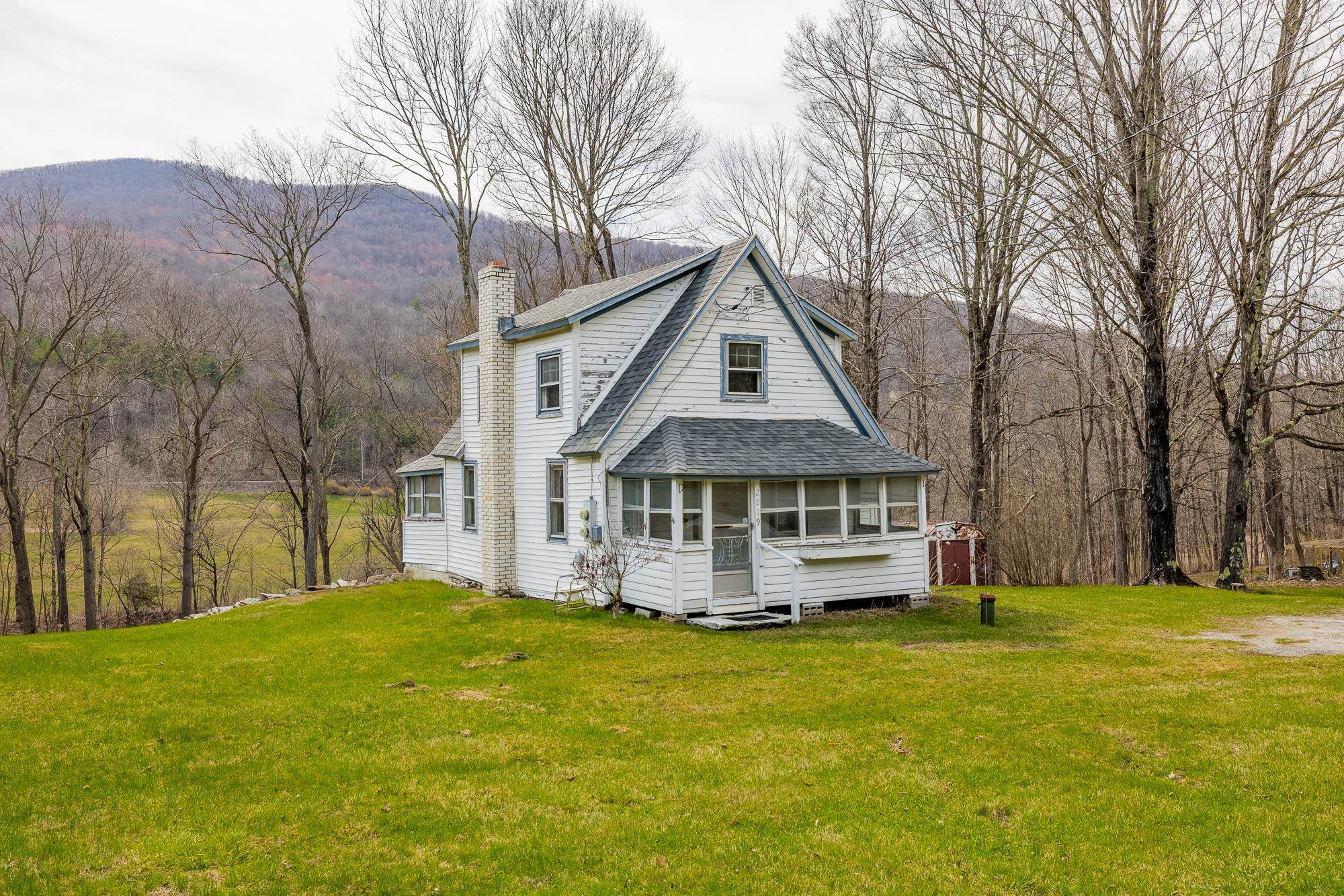 2819 VT Route 313