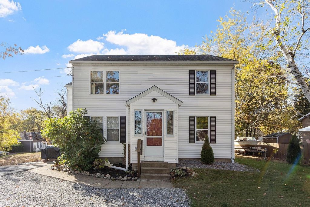 Photo of 347 South Elm Street #2, Manchester, NH 03103 (MLS # 5067649)