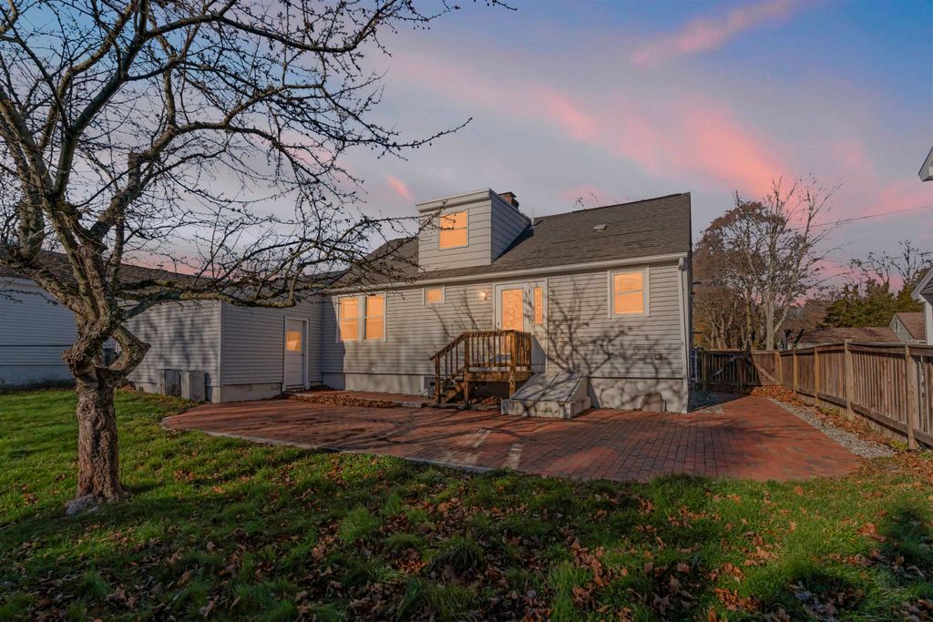 Photo of 166 Decatur Road, Portsmouth, NH 03801 (MLS # 5070765)