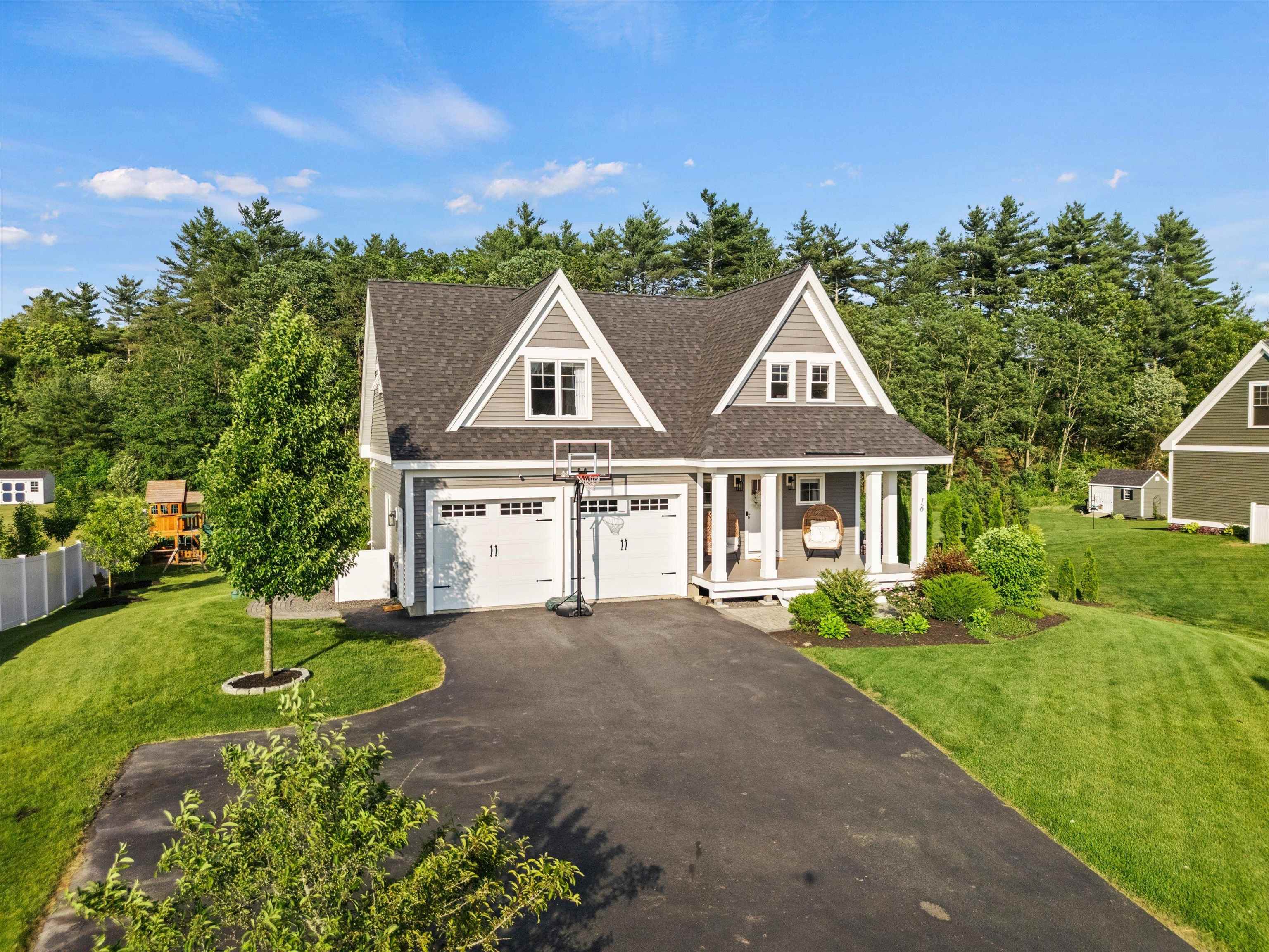 16 Daniels Drive