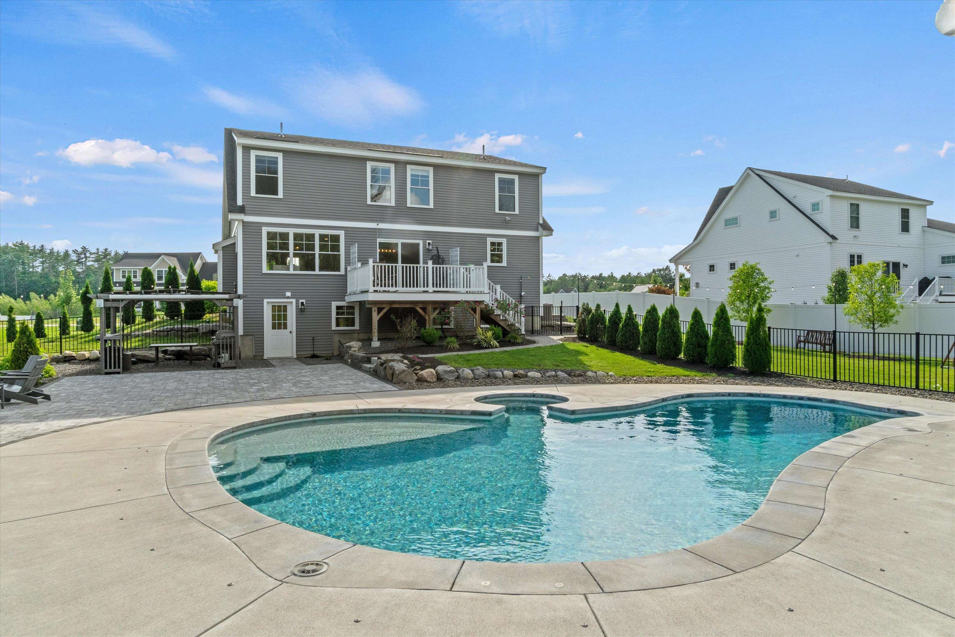 16 Daniels Drive