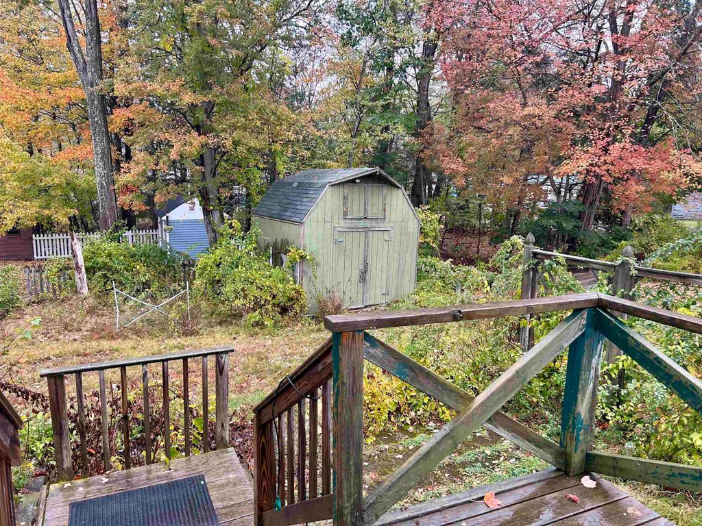Photo of 28 Wayland Circle, Exeter, NH 03833 (MLS # 5065615)