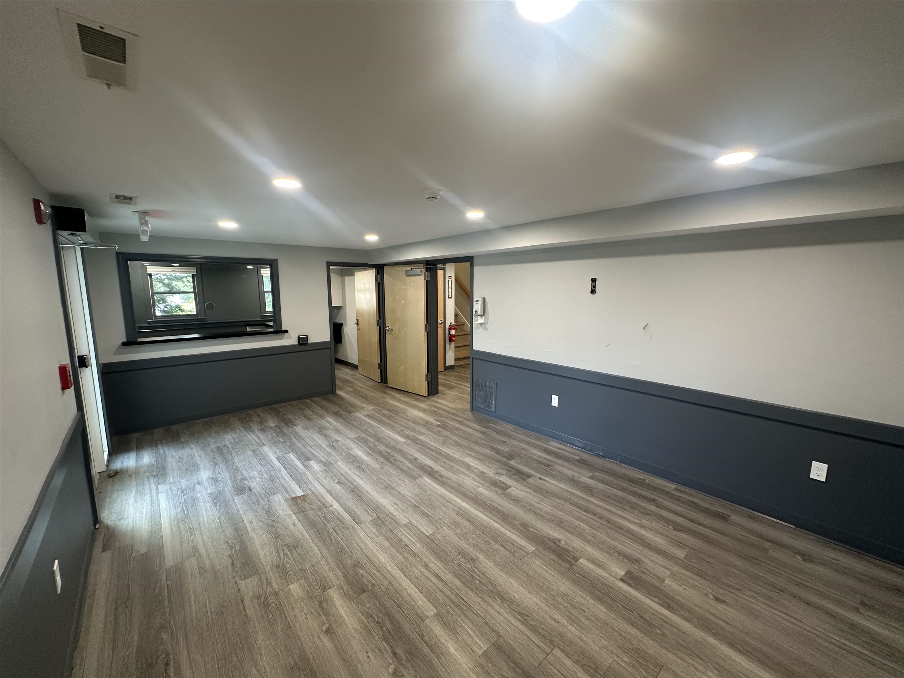 2 Mound Court